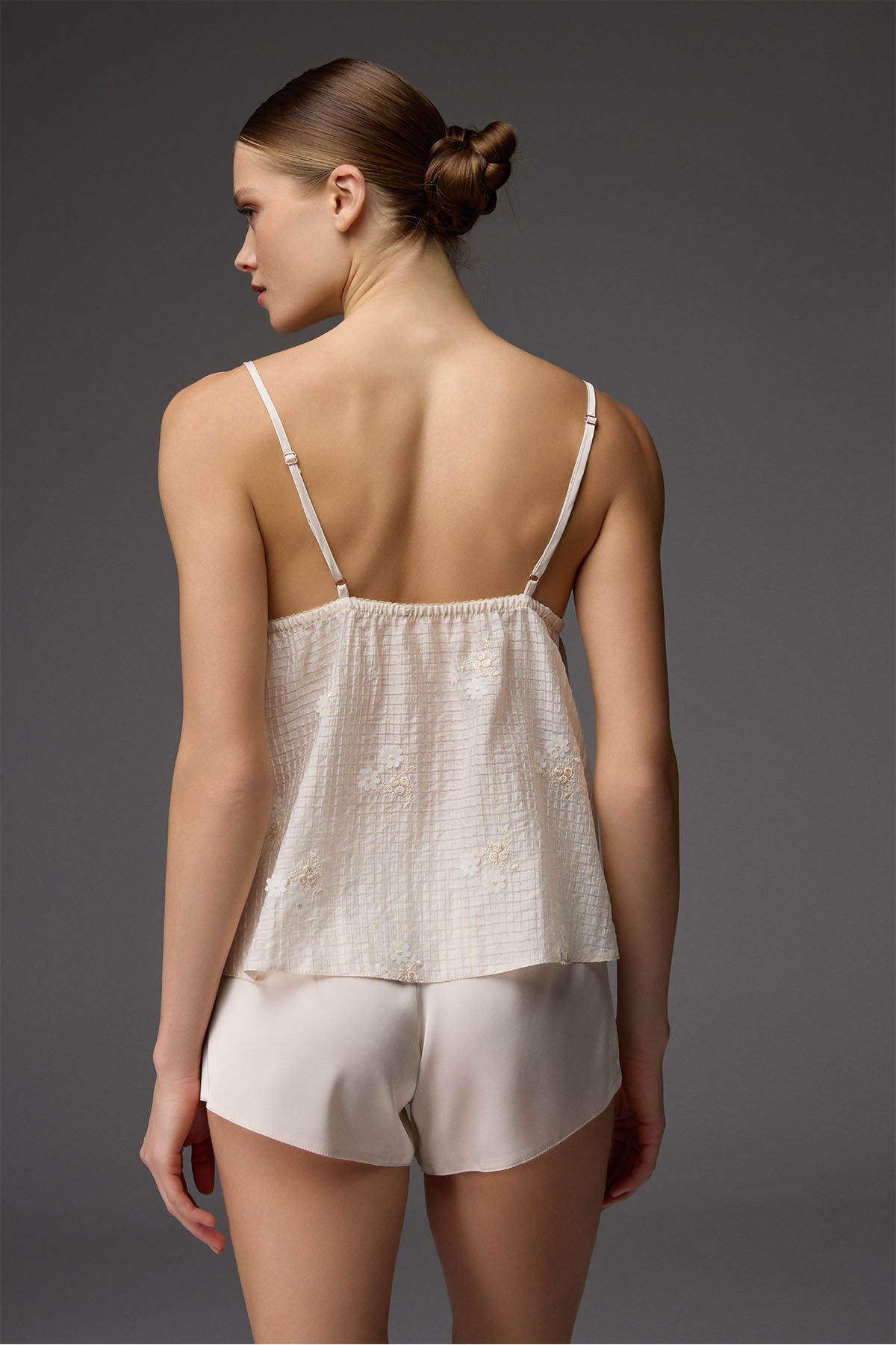 Voile de Santal Irisé - Ensemble 6 Pcs - Sobriété luxueuse et raffinement envoûtant