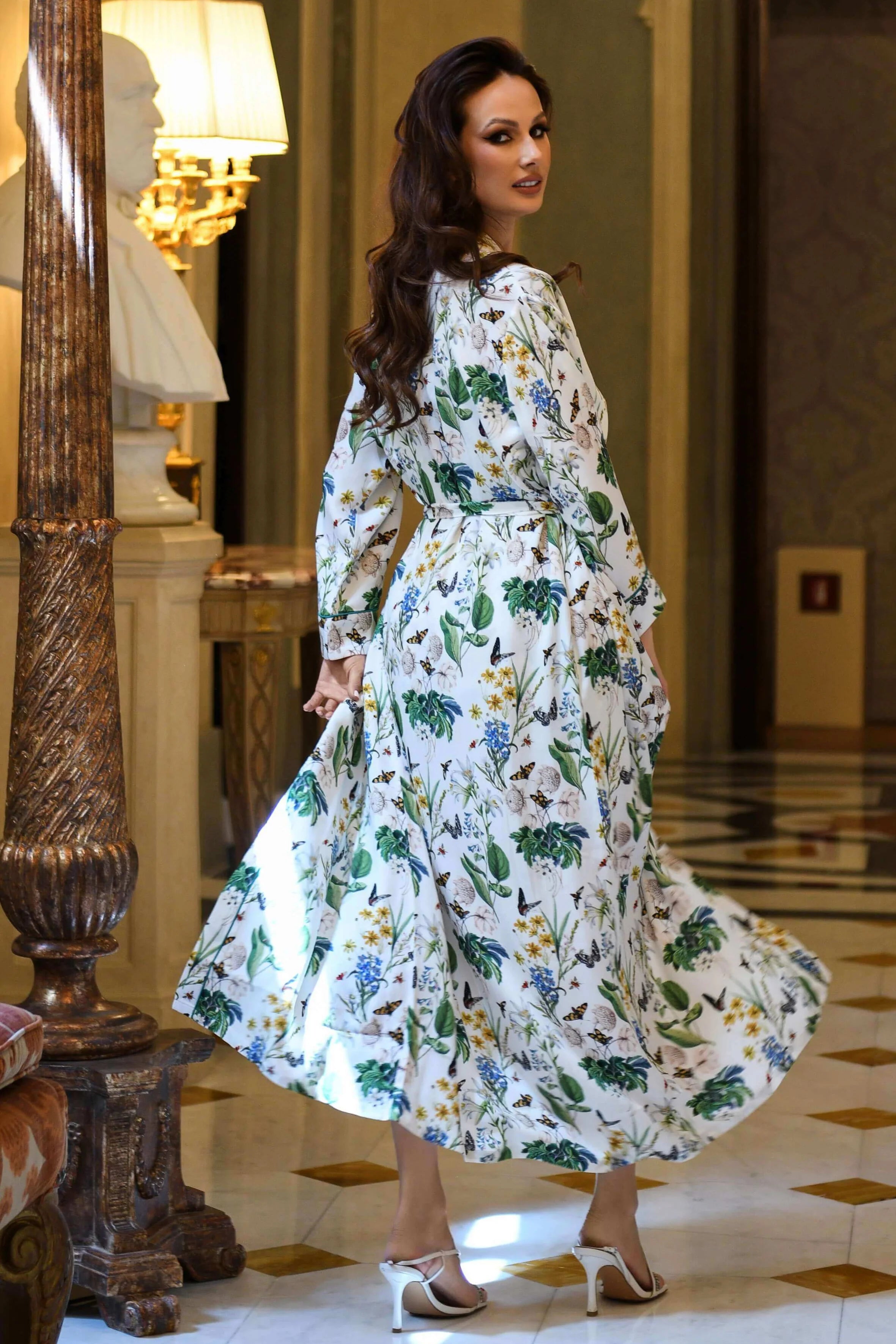 Jardin d’Allure - Robe de chambre longue Le Farfalle - Soyeusement léger et délicatement texturé