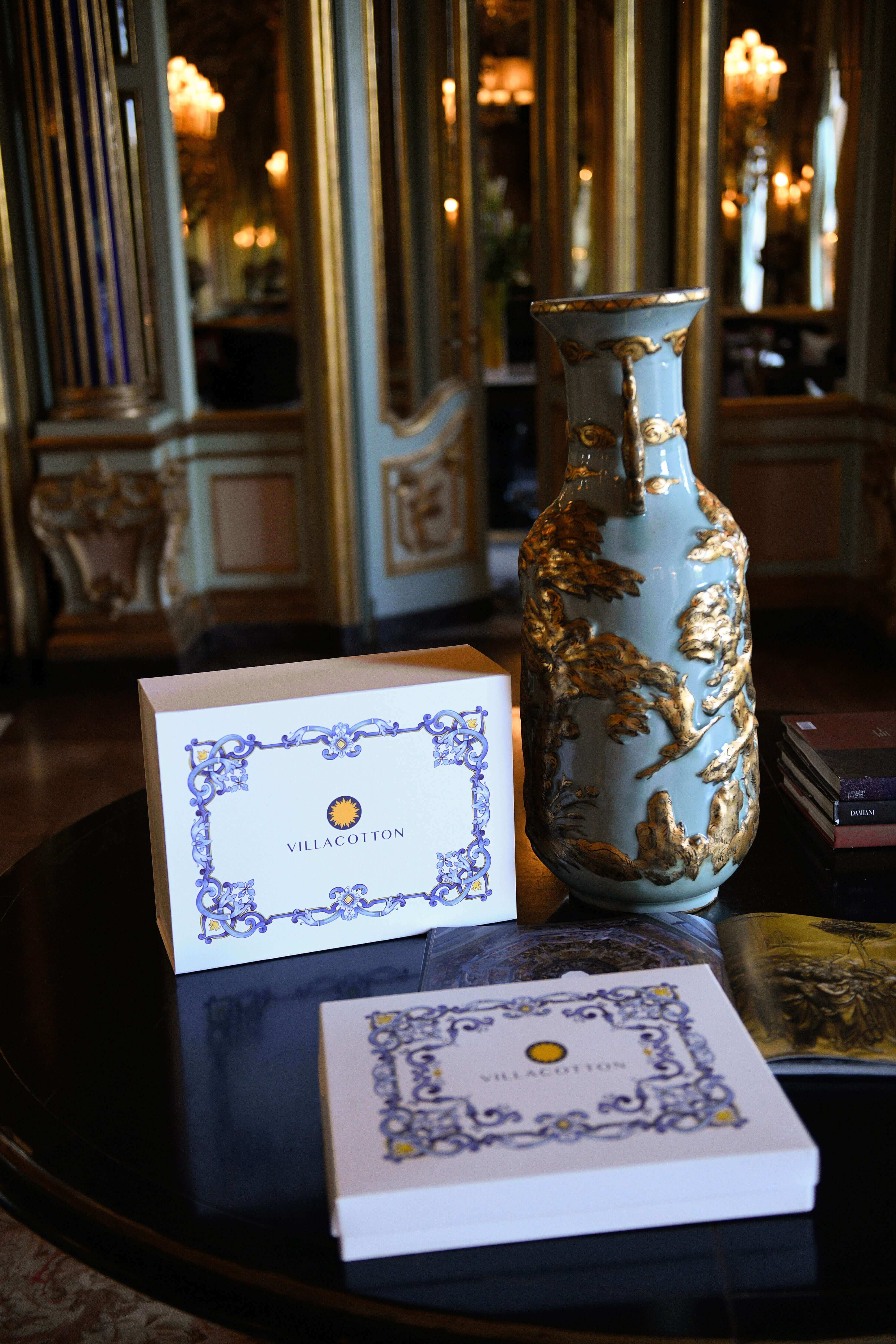 Jardin d’Allure - Robe de chambre longue Le Farfalle - Soyeusement léger et délicatement texturé