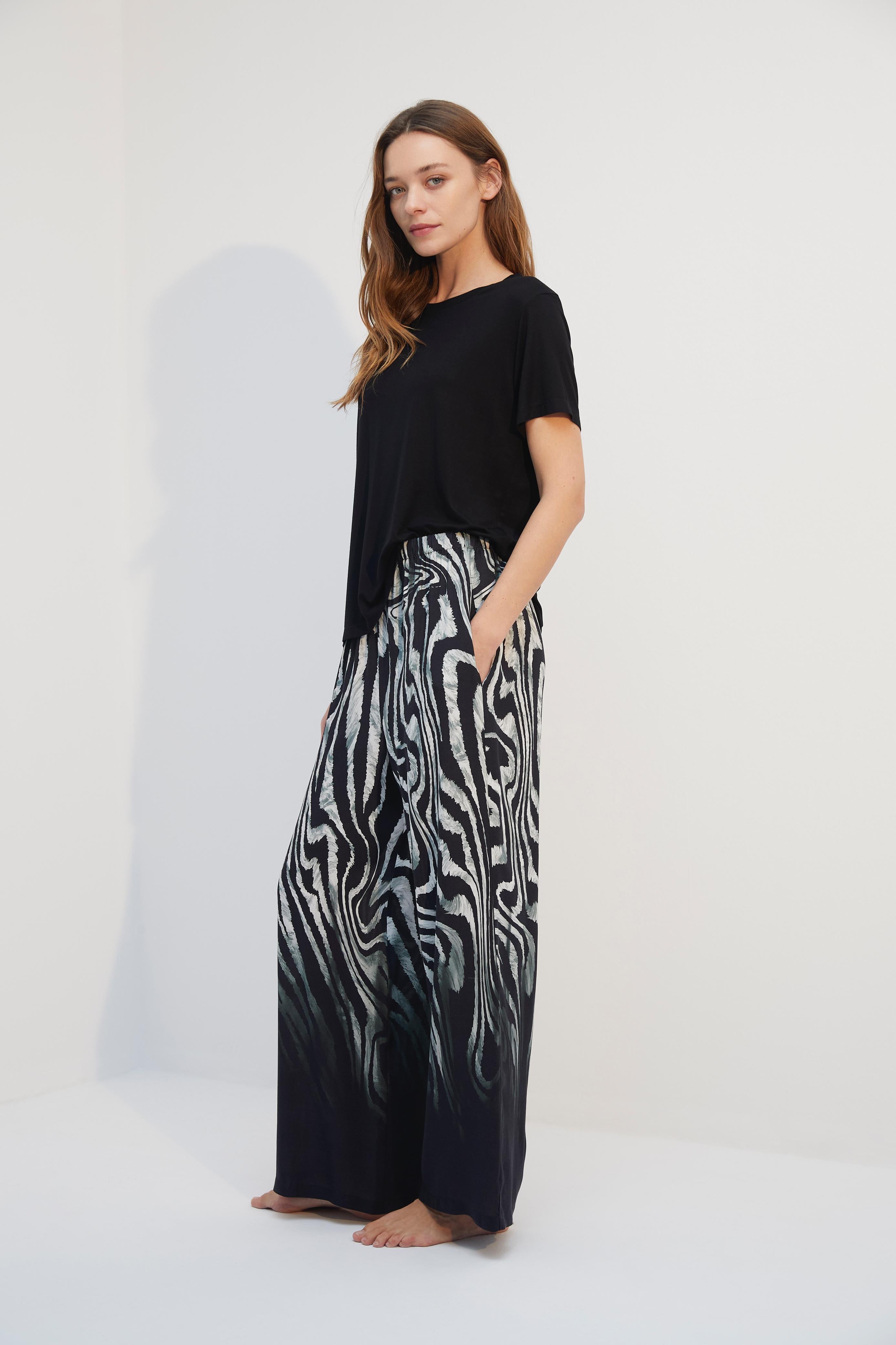 Zébrure d’Iris - Ensemble 2 Pcs - Élégance epurée et esprit libre
