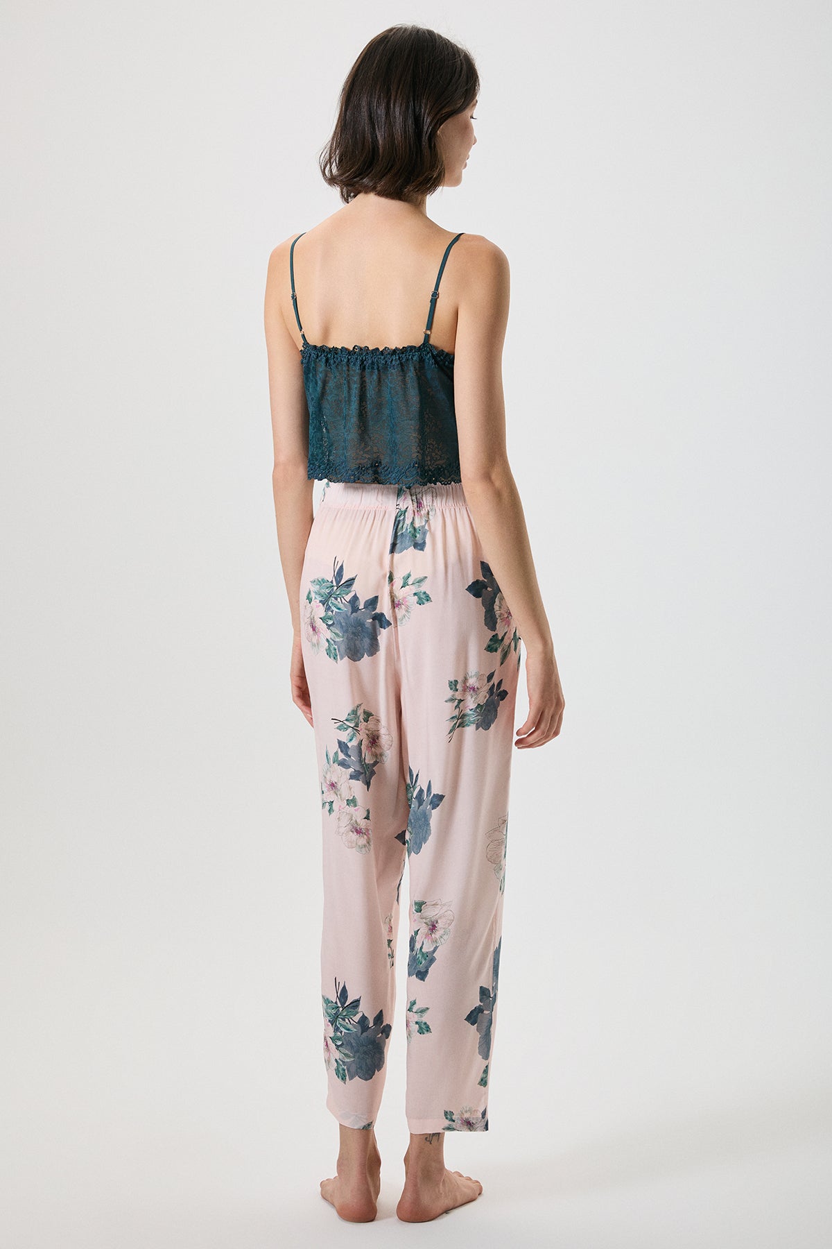 Fraîche Élégance – Ensemble 3 pcs en fleurs - Poésie douce et raffinement poudré