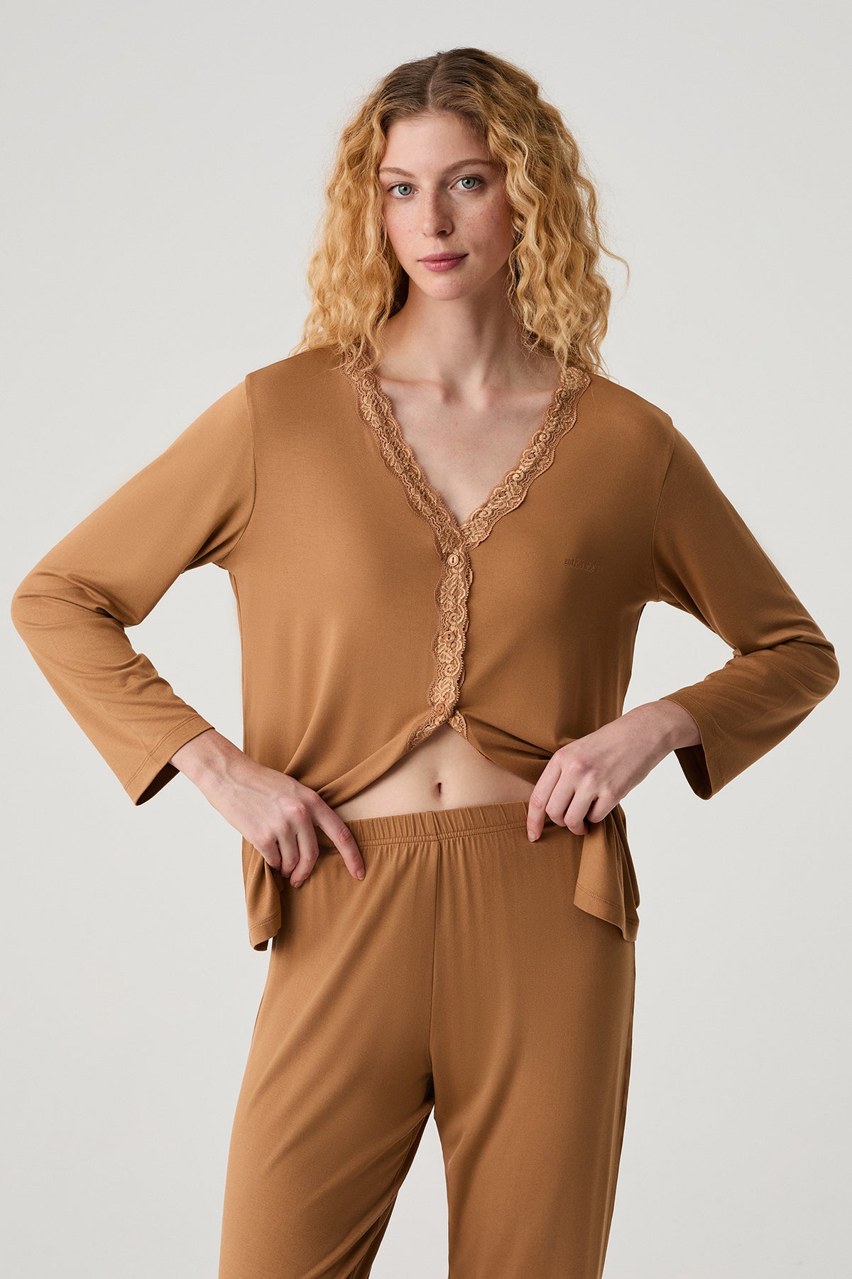 Le Salon d’Ambre - Pyjama 2 Pcs - Chaleur lumineuse et élégance enveloppante