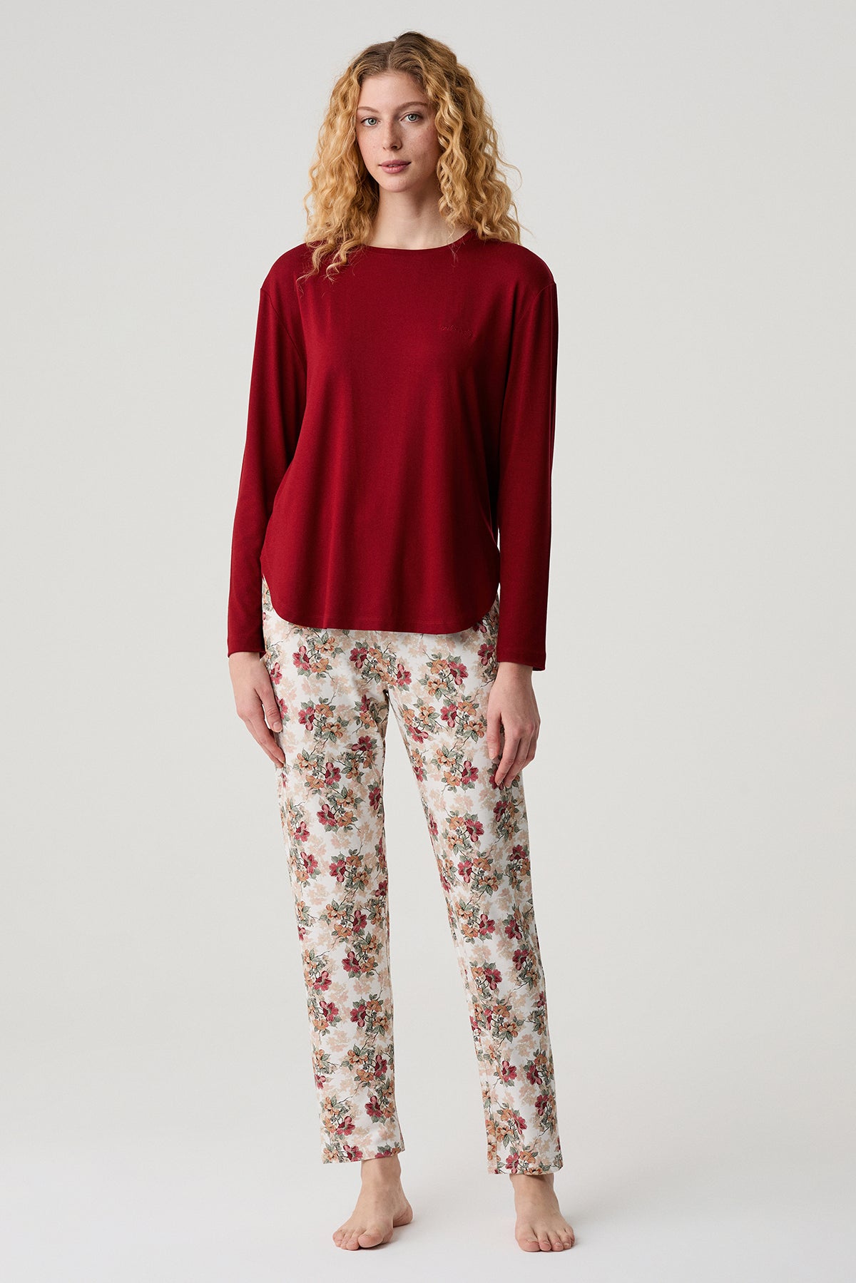 La Roseraie d’Hiver - Ensemble 2 Pcs - Romantisme floral et élégance délicate