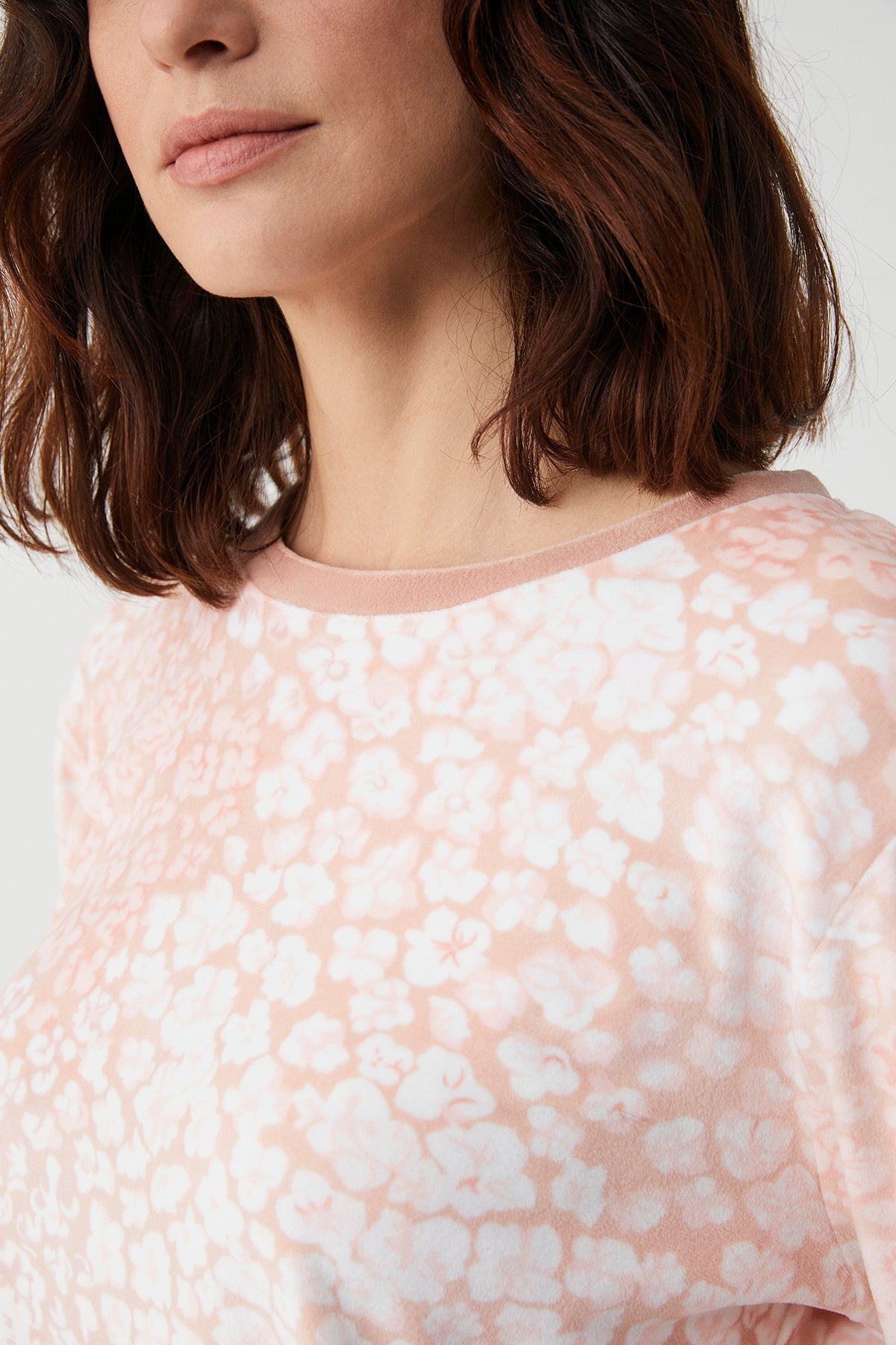 Camélia Poudré - Ensemble 2 Pcs - Raffinement poudré et chaleur enveloppante