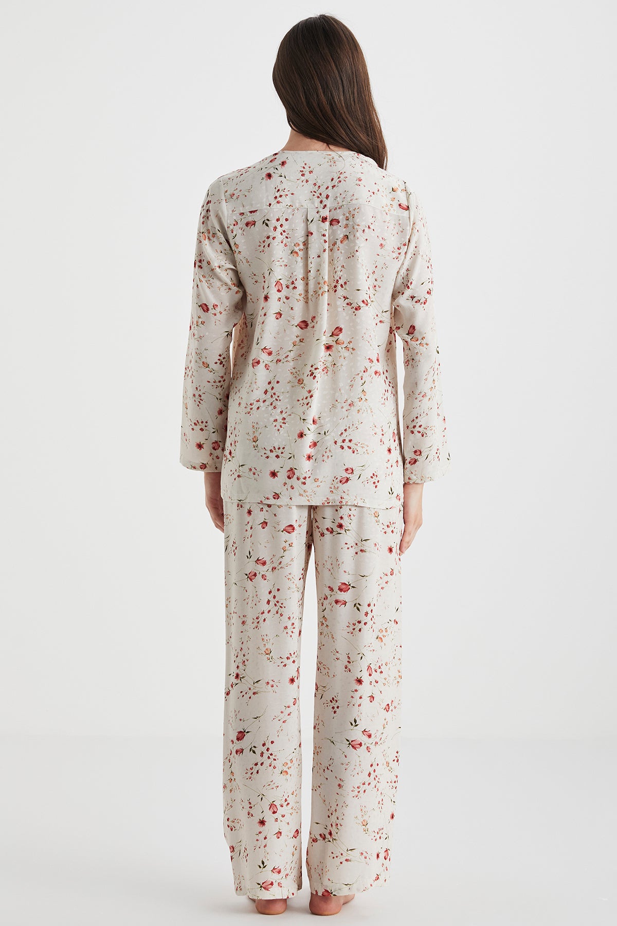 L'Éveil des Pétales - Pyjama boutonné- Sérénité florale et douceur caressante