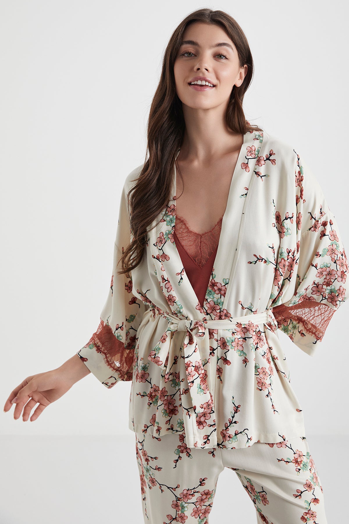 Douceur Fleurie- Ensemble 3 pcs- Délicatesse florale et raffinement velouté