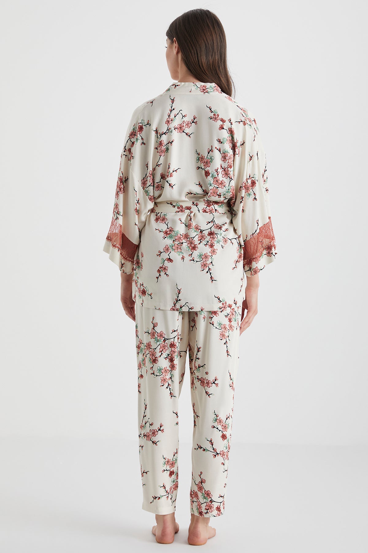 Douceur Fleurie- Ensemble 3 pcs- Délicatesse florale et raffinement velouté
