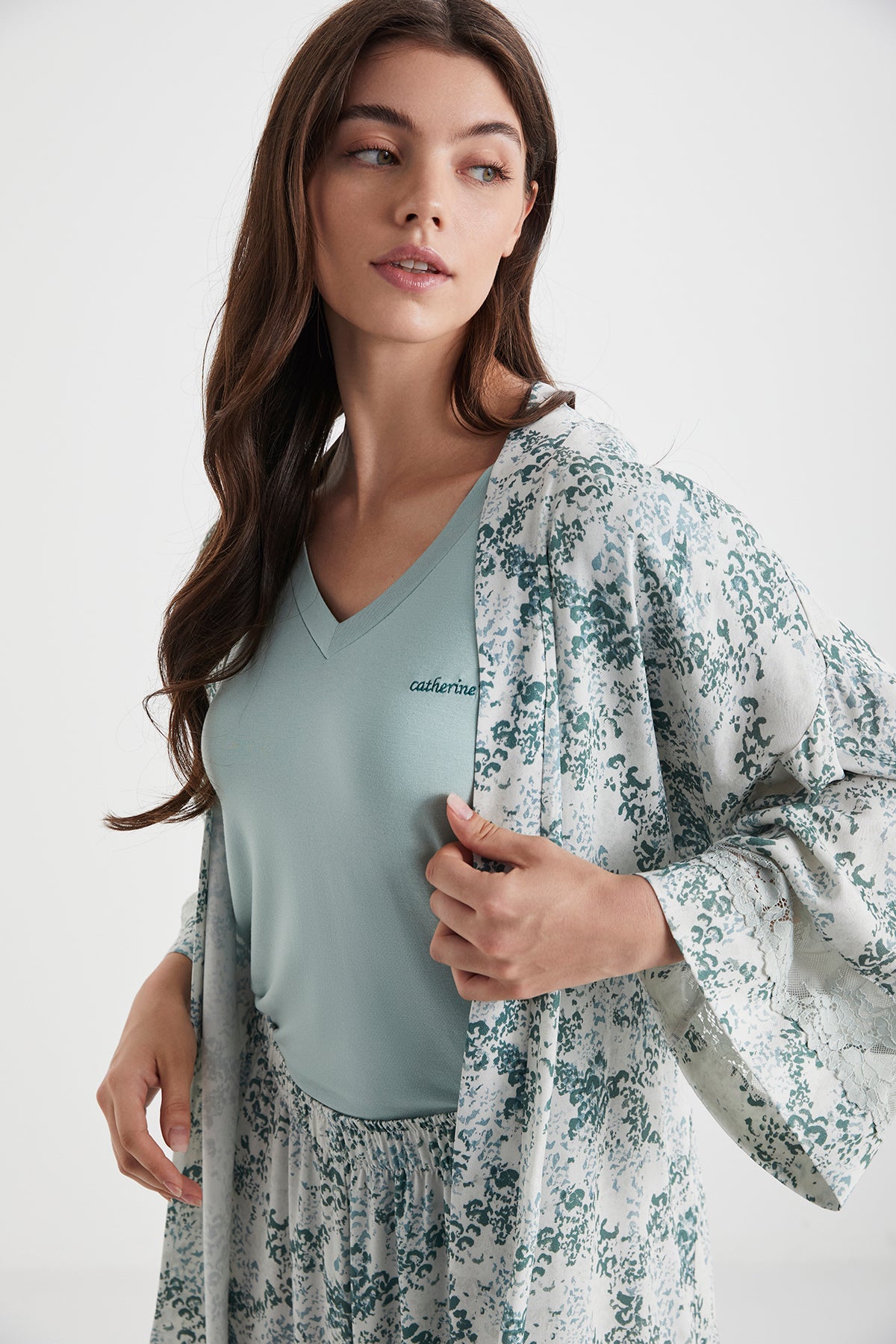 Douceur Florale - Ensemble 3 Pcs- Élégance douce et féminité paisible