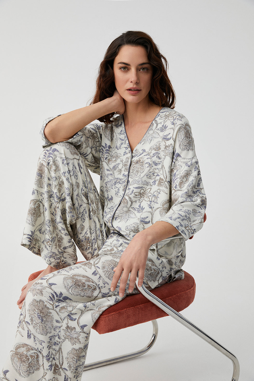 Lueur Magnolia - Pyjama 2 Pcs - Élégance décontractée et harmonie florale
