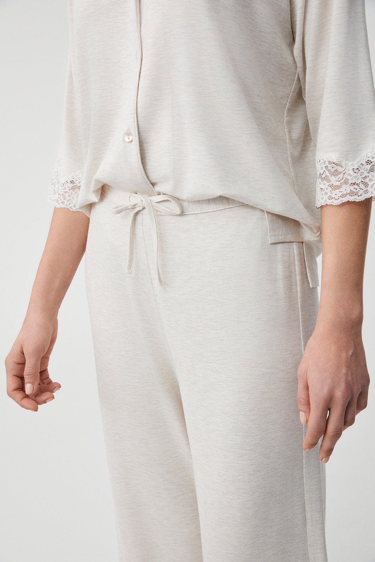 Magnolia Ivoire - Pyjama 2 Pcs - Élégance douce et féminité suggérée