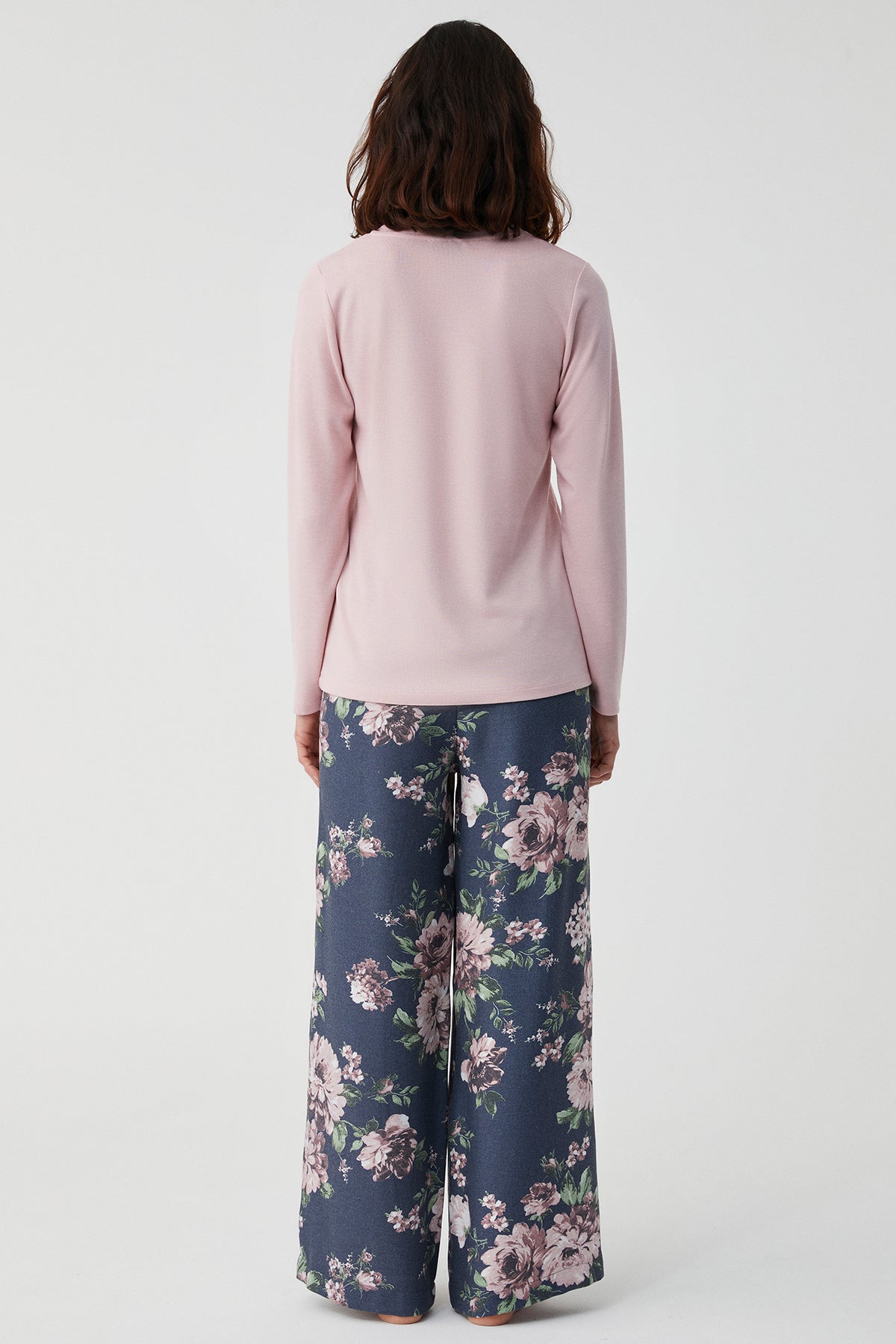 Pivoine Nocturne - Pyjama 2 PCs - Confort enveloppant et charme intemporel
