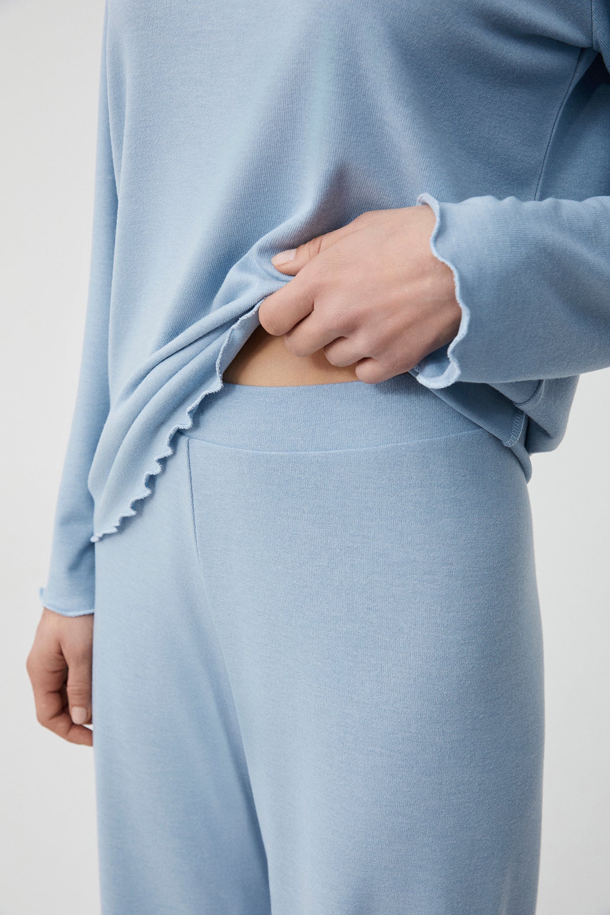Bleu de Lune - Ensemble 2 Pcs - Élégance paisible et délicatesse enveloppante