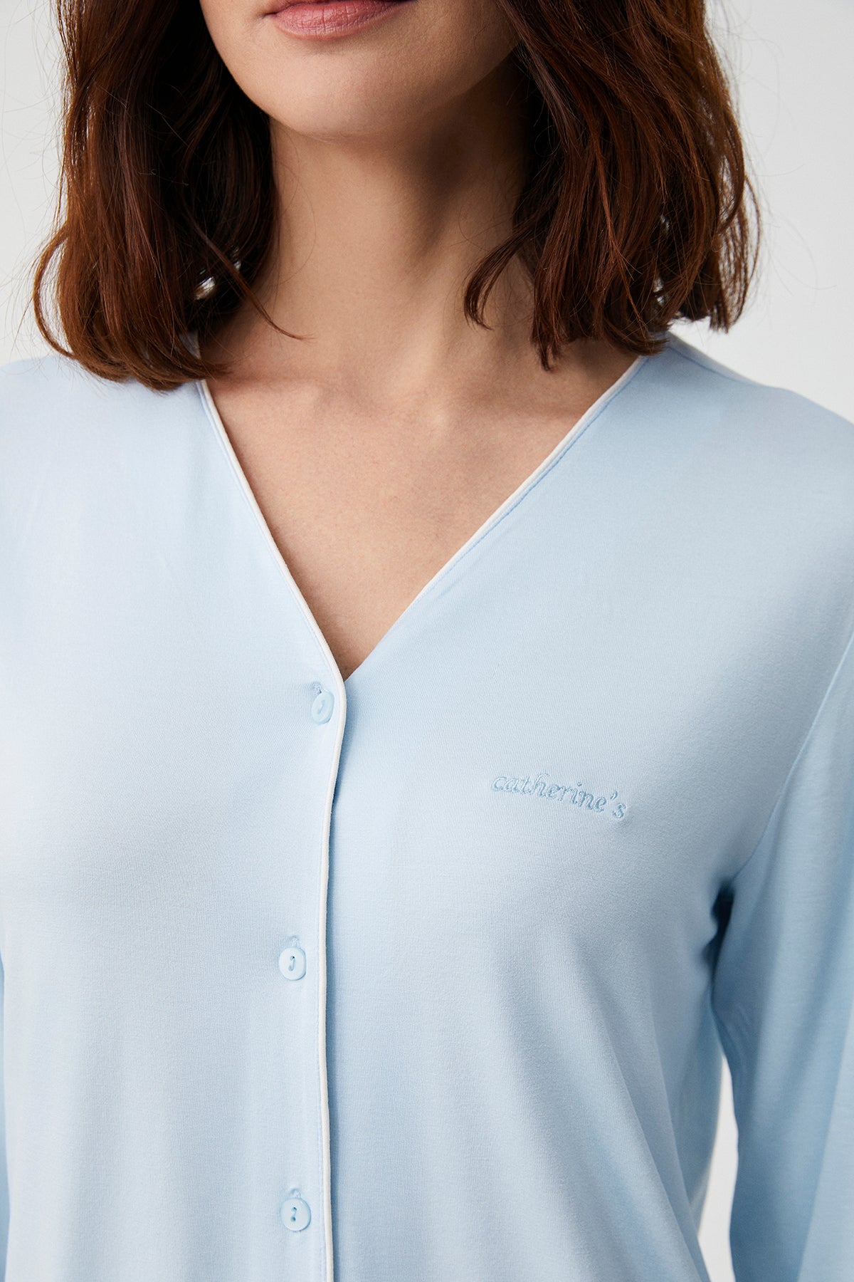 Lys de Givre - Pyjama boutonné - Finesse étoilée et douceur lumineuse