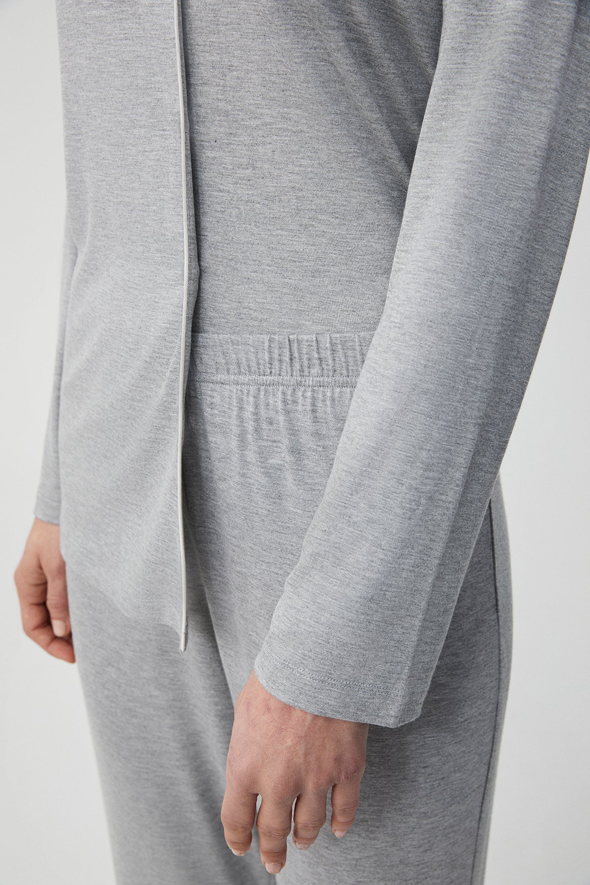 Camélia Argenté - Pyjama boutonné - Élégance décontractée et simplicité raffinée