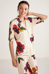 Pyjama boutons à motif floral