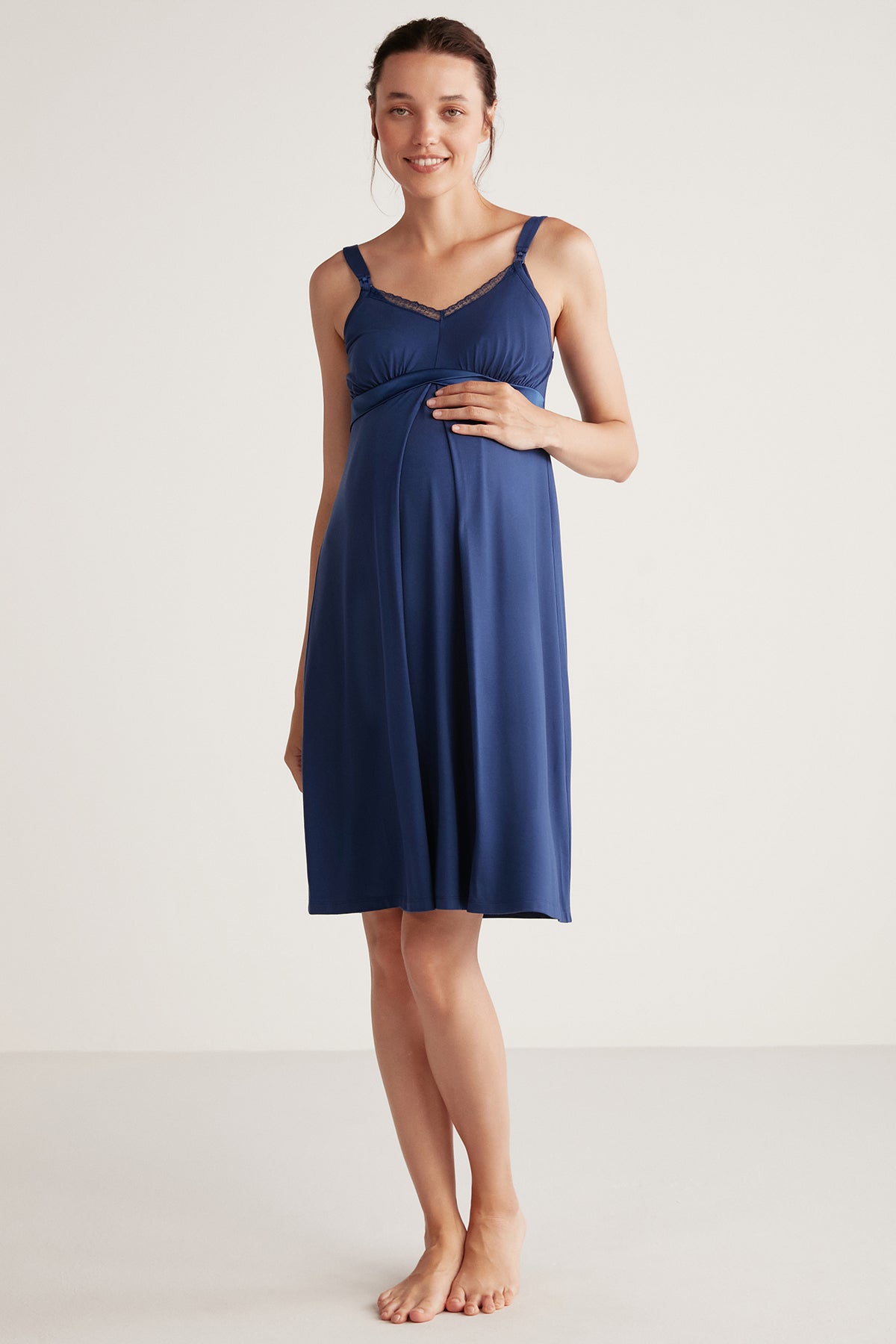 Nuisette maternité bleue unie