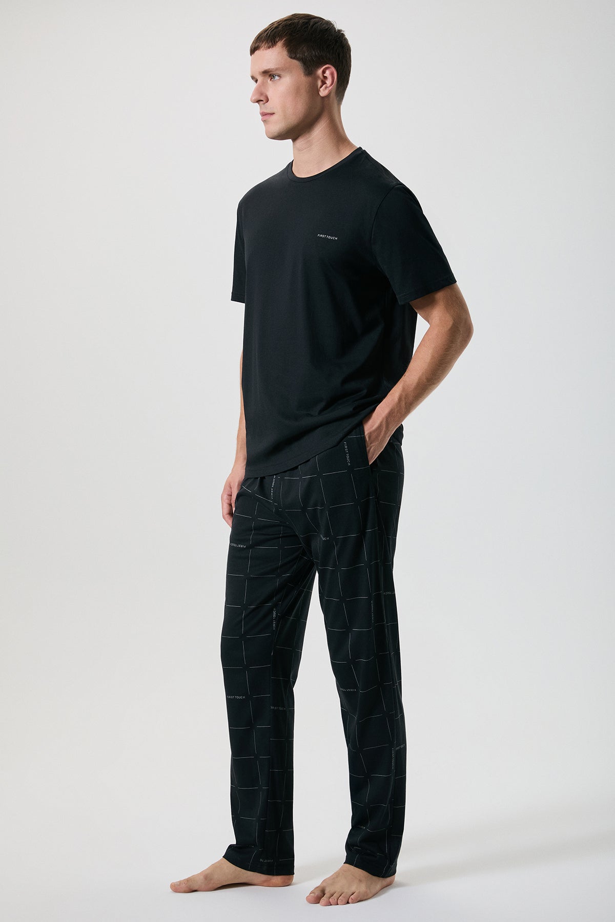 Ombre Silencieuse - Pyjama 2 Pcs - Élégance nocturne et simplicité réconfortante