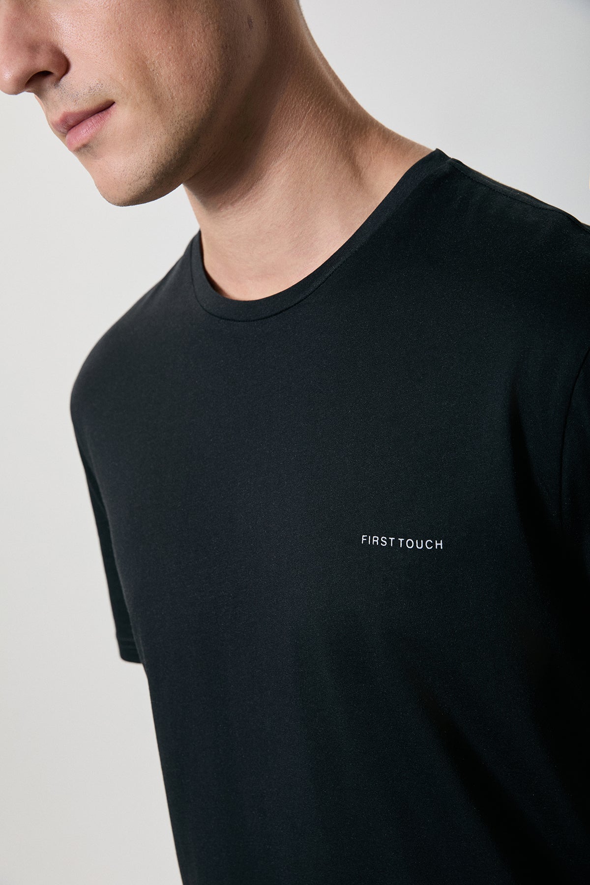 Ombre Silencieuse - Pyjama 2 Pcs - Élégance nocturne et simplicité réconfortante