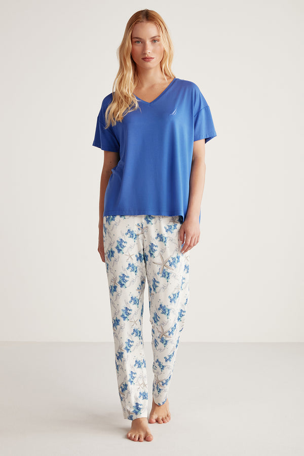 Pyjama à haut bleu azur et pantalon motif fleuri