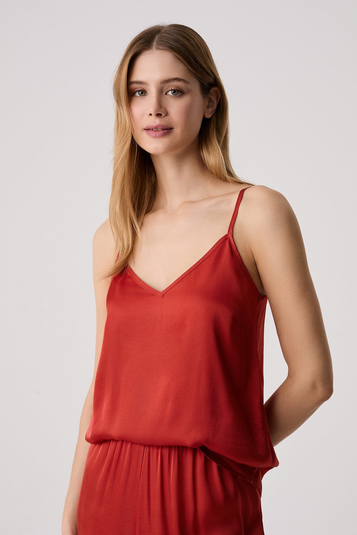 L’Orangerie de Grenat – Ensemble 3 Pcs – Élégance florale et sophistication précieuse