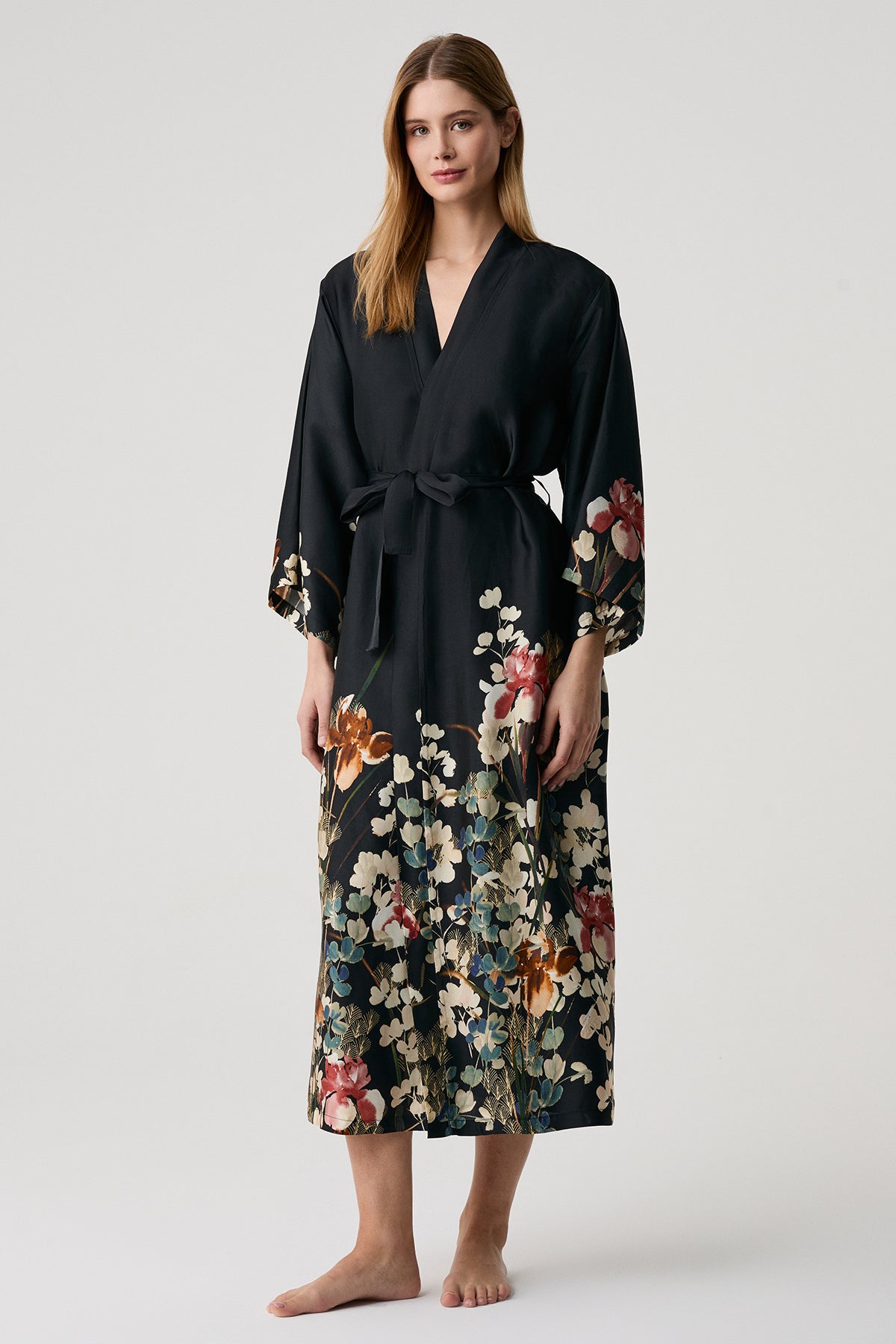 Le Grand Salon des Fleurs – Ensemble 2 Pcs – Élégance sensuelle et féminité sophistiquée