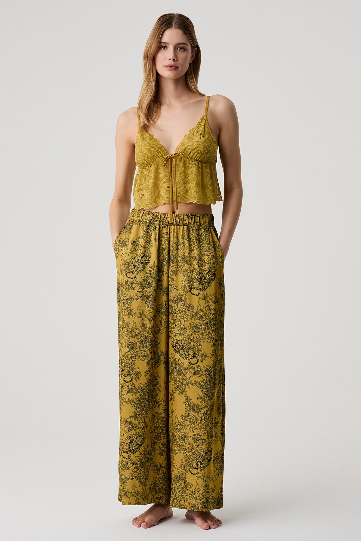 La Véranda de Miel - Ensemble 3 Pcs - Lumière dorée et féminité lumineuse