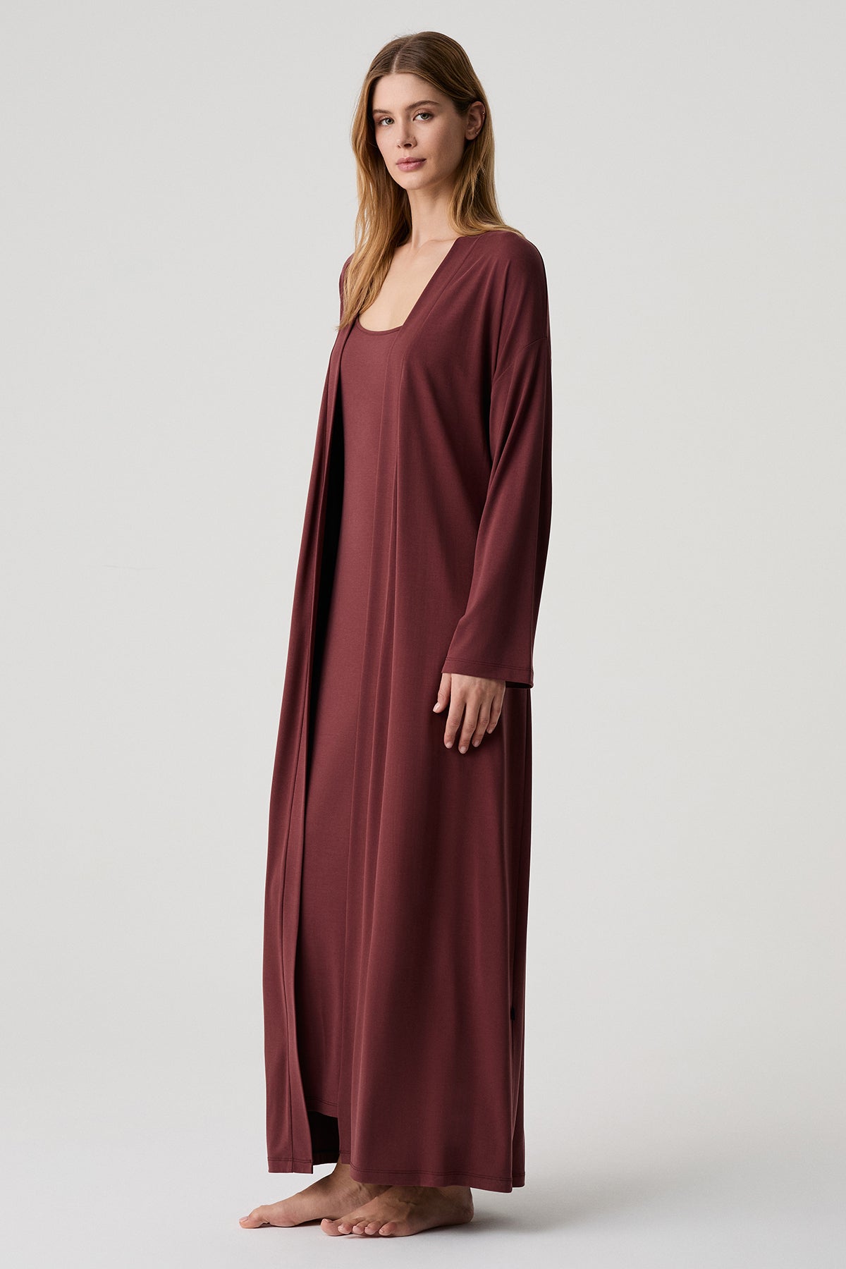 Le Jardin de Bourgogne – Ensemble 2 Pcs – Sensualité profonde et élégance raffinée