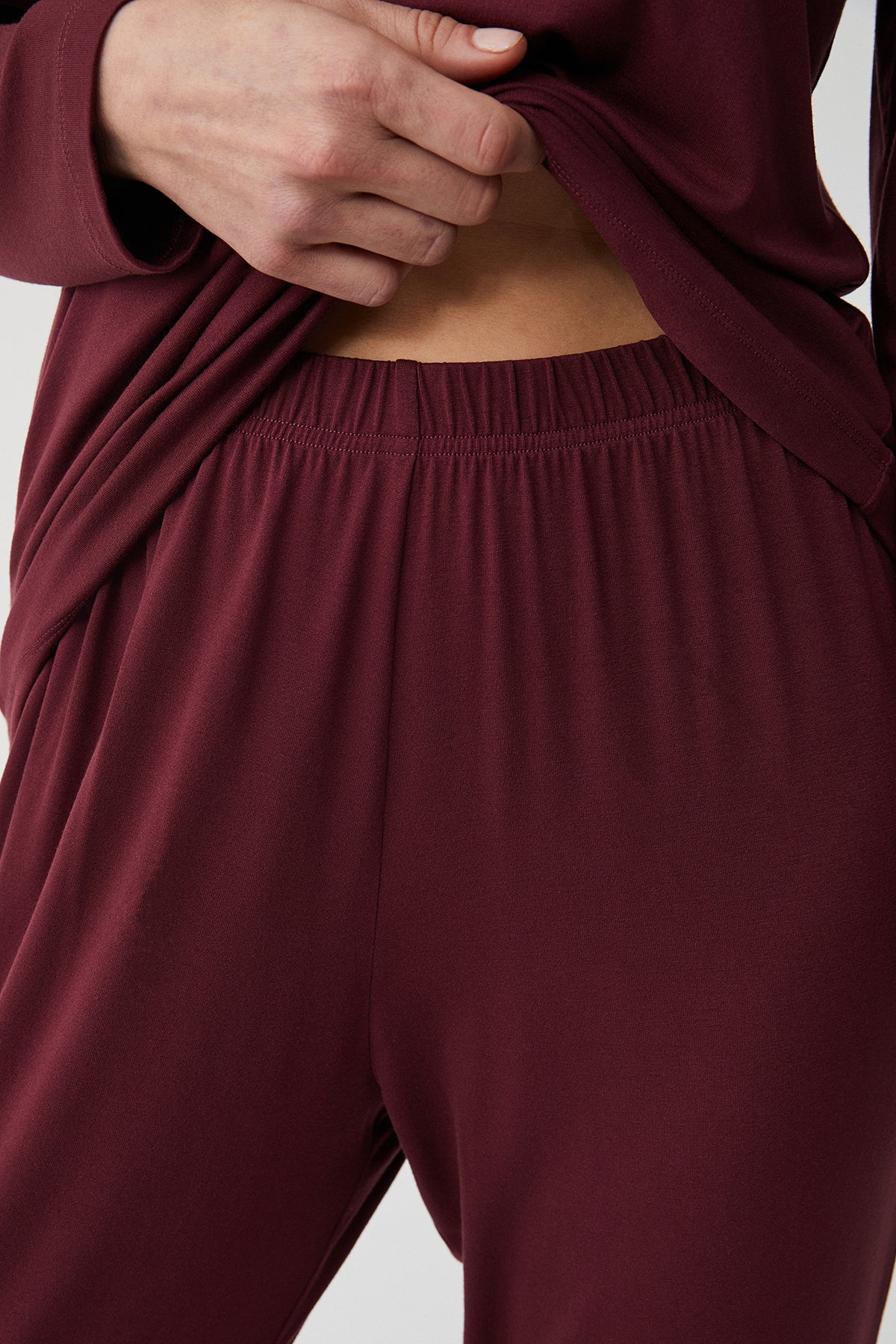 Pivoine d’Hiver - Pyjama 2 Pcs - Romance poétique et délicatesse sensuelle
