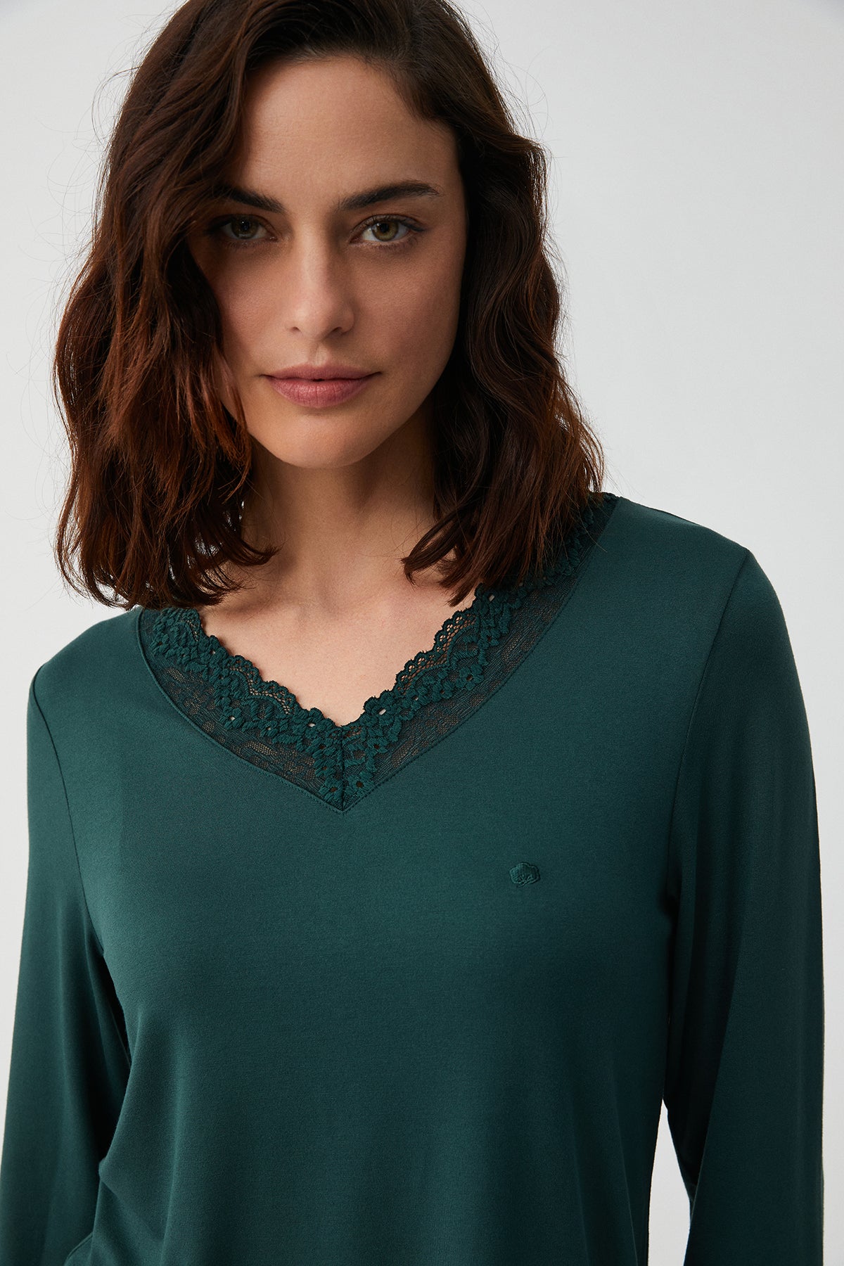 Jade de Magnolia - Pyjama 2 Pcs - Raffinement nocturne et confort ajusté