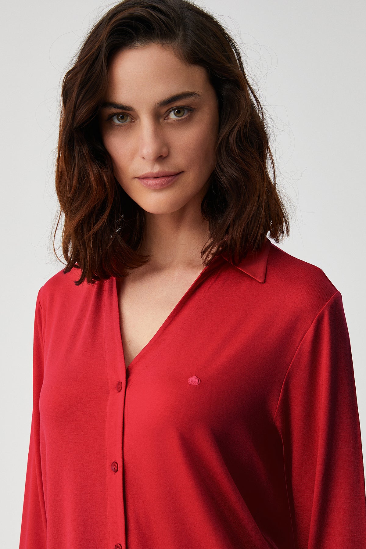 Rose Écarlate - Pyjama boutonné - Élégance flamboyante et confort soyeux