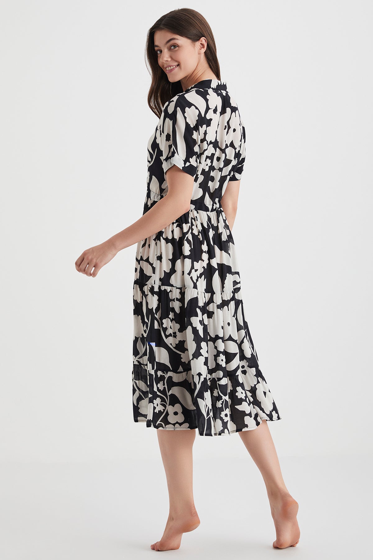 Fleur Nocturne- Robe fluide à volants - Jardin secret et parfum de romance