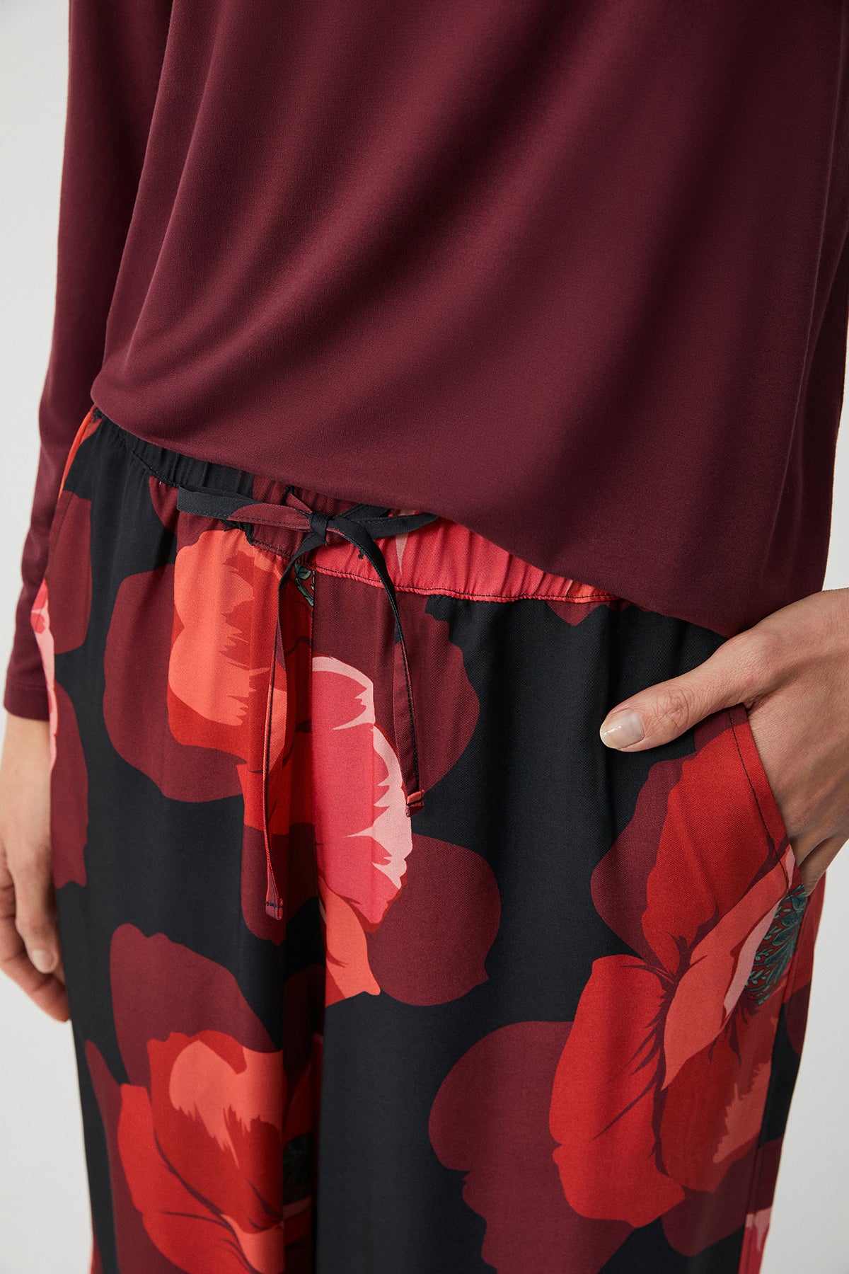 Coquelicot Écarlate – Ensemble 2 Pcs - Liberté Florale et raffinement subtil