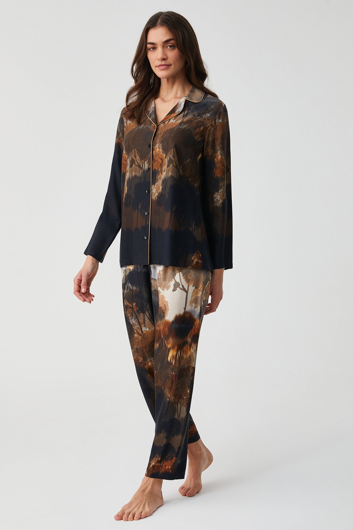 Chrysanthème d’Automne - Pyjama boutonné - Élégance intemporelle et confort raffiné