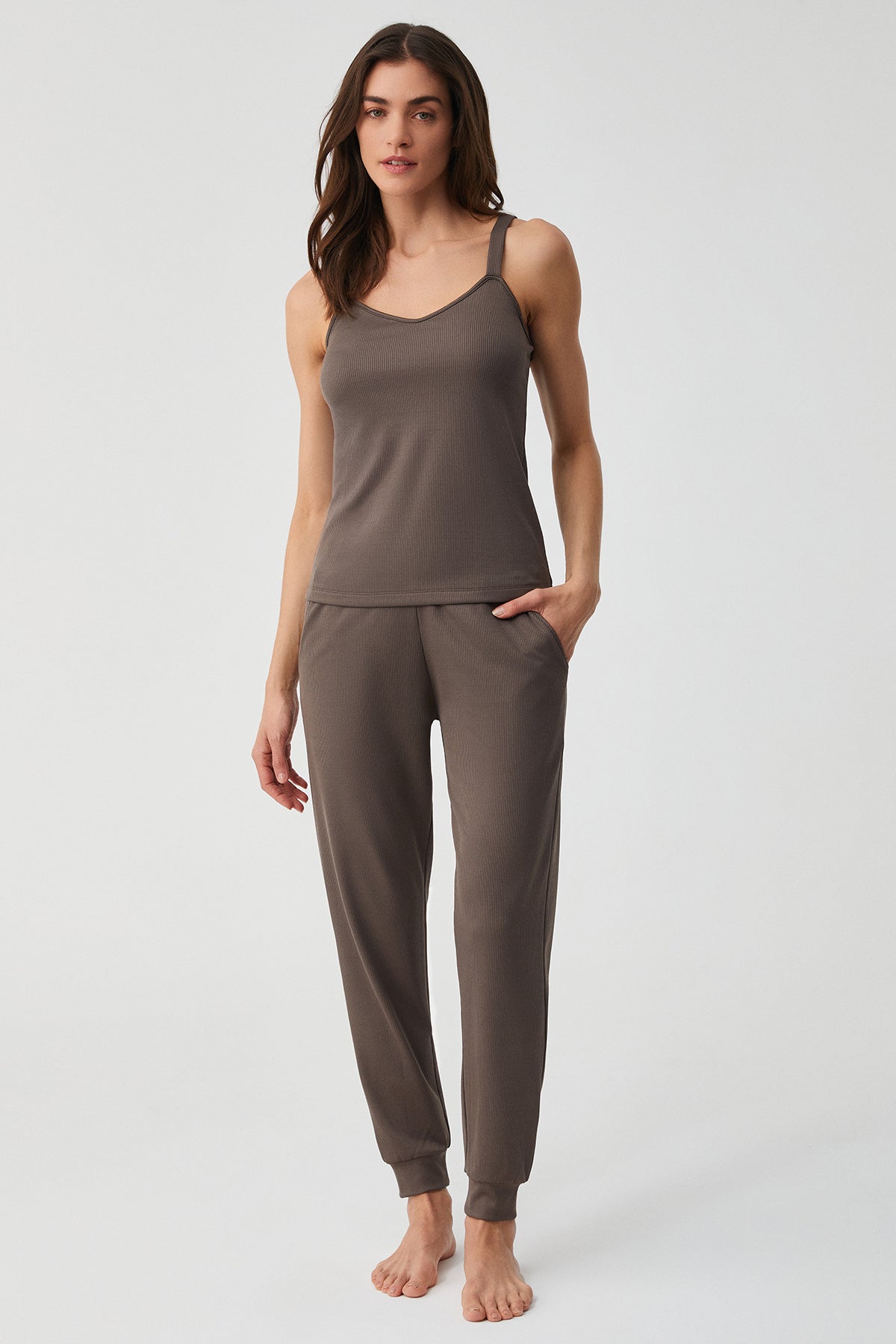 Églantine Brune - Ensemble 3 Pcs - Confort sophistiqué et Sobriété élégante