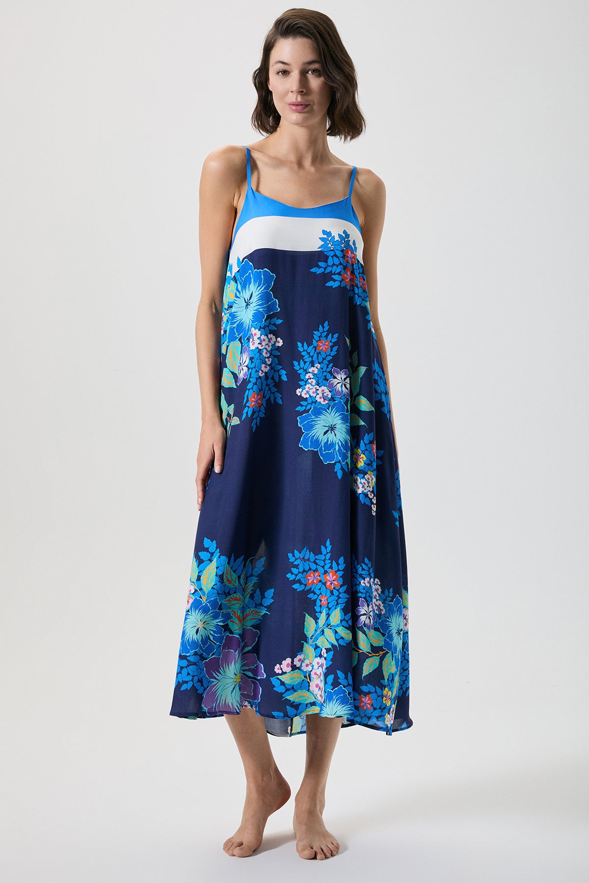 Aube Florale - Robe longue - Lumière envoûtante et silhouette libre