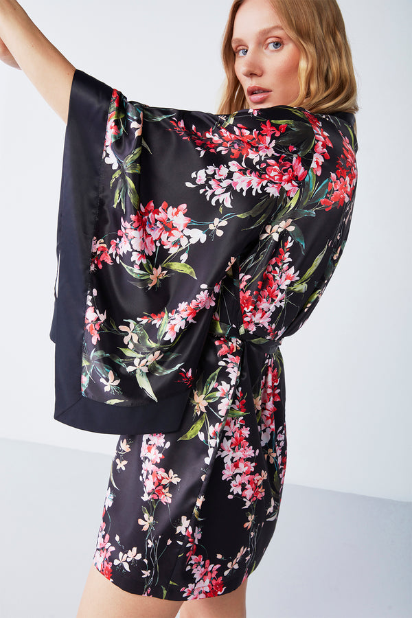Robe de chambre Kimono en satin de soie noir à motif fleuri NC