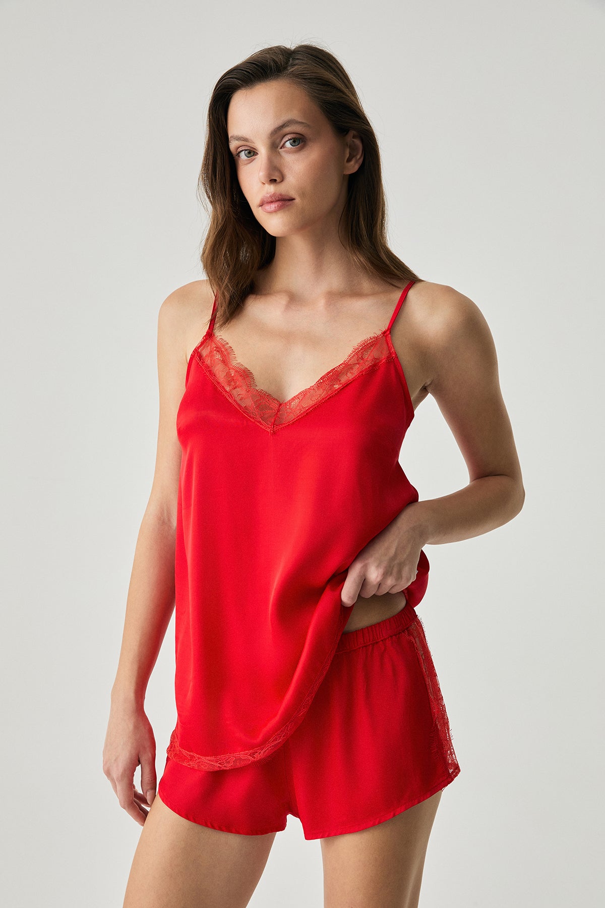 Flamme Captivante - Ensemble short et débardeur - Silhouette envoûtante et charme ardent