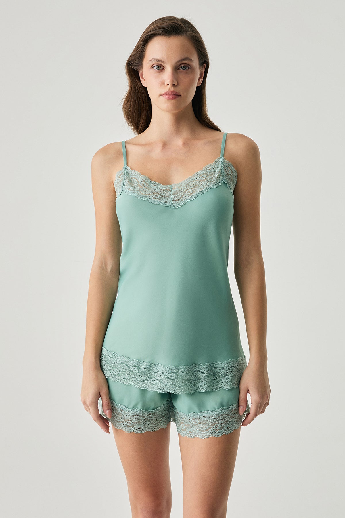 Brise Délicate - Ensemble 2 Pcs - Silhouette aérienne sensuelle et allure douce lumineuse