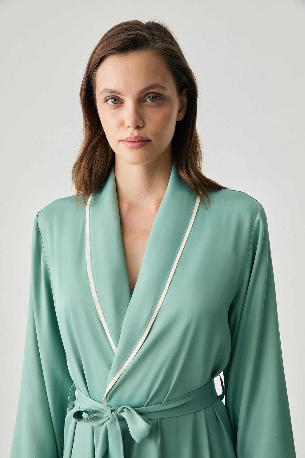 Aube Sérénité - Robe de chambre - Silhouette fluide majestueuse et allure pure raffinée
