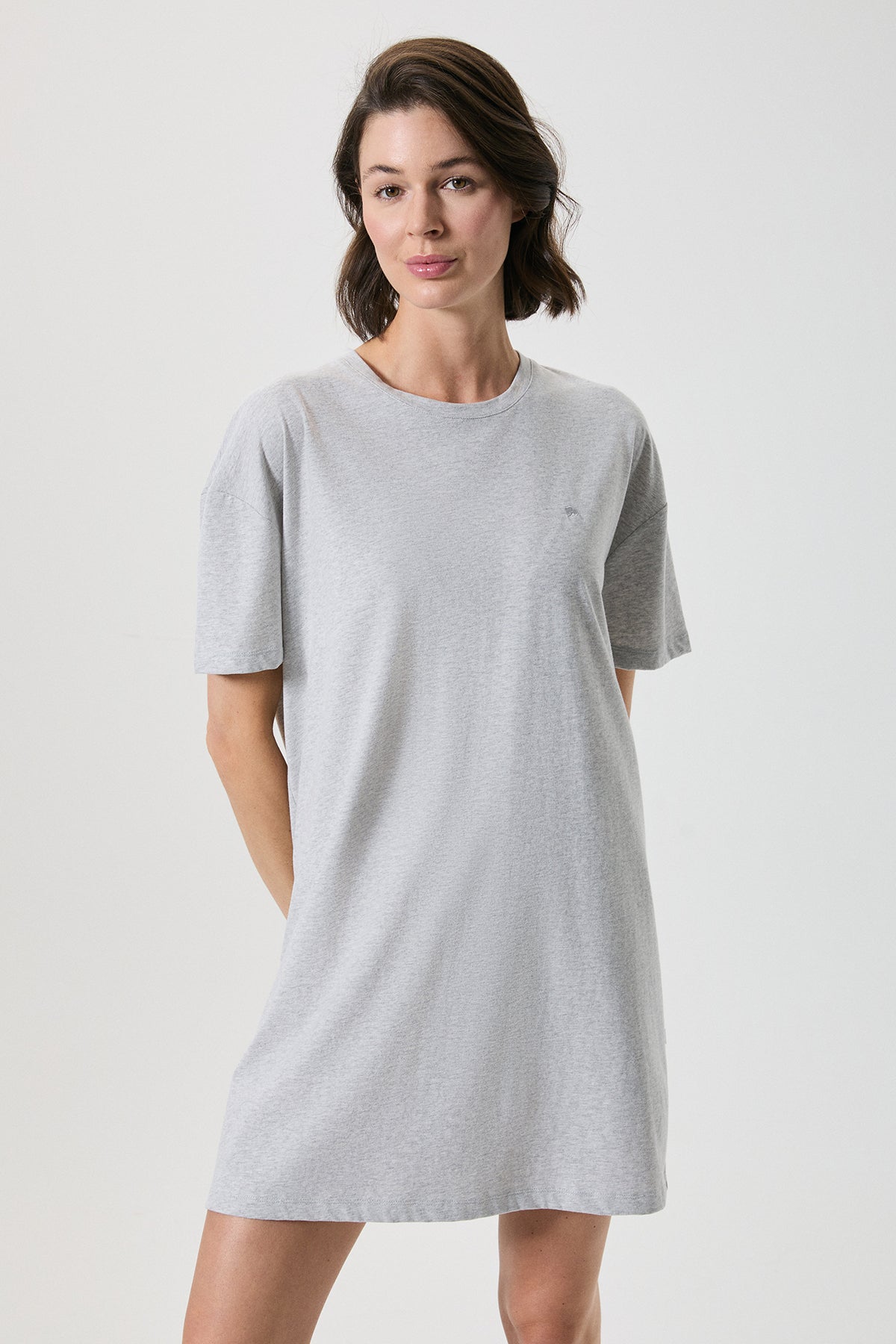 Ombre Douce - Robe courte - Calme profond et confort fluide