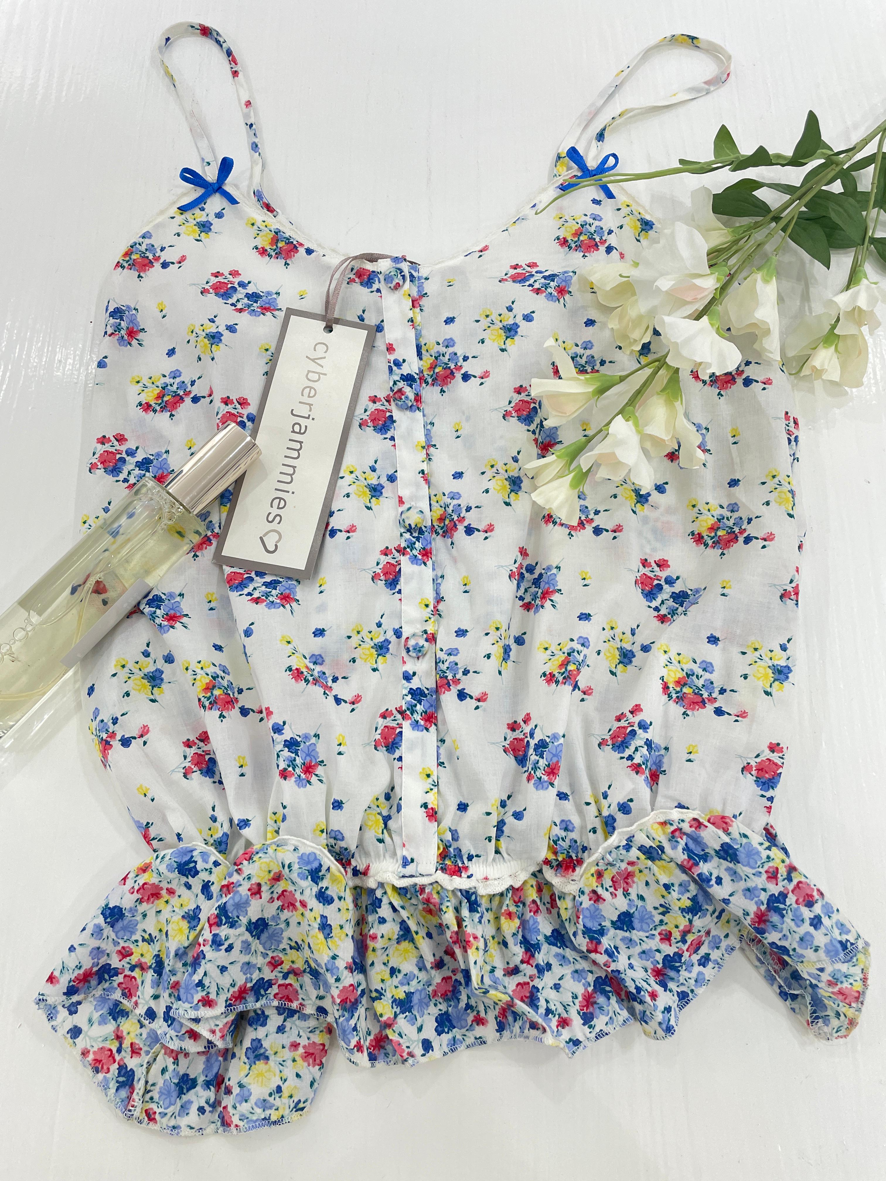 Ensemble femme à débardeur et pantalon fleuri