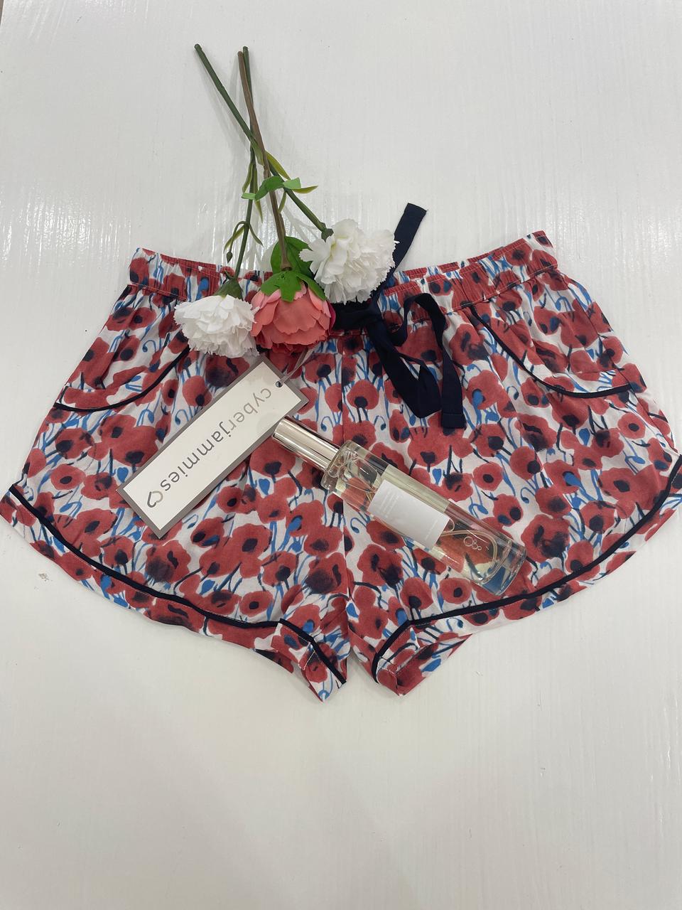 Short rouge fleuri