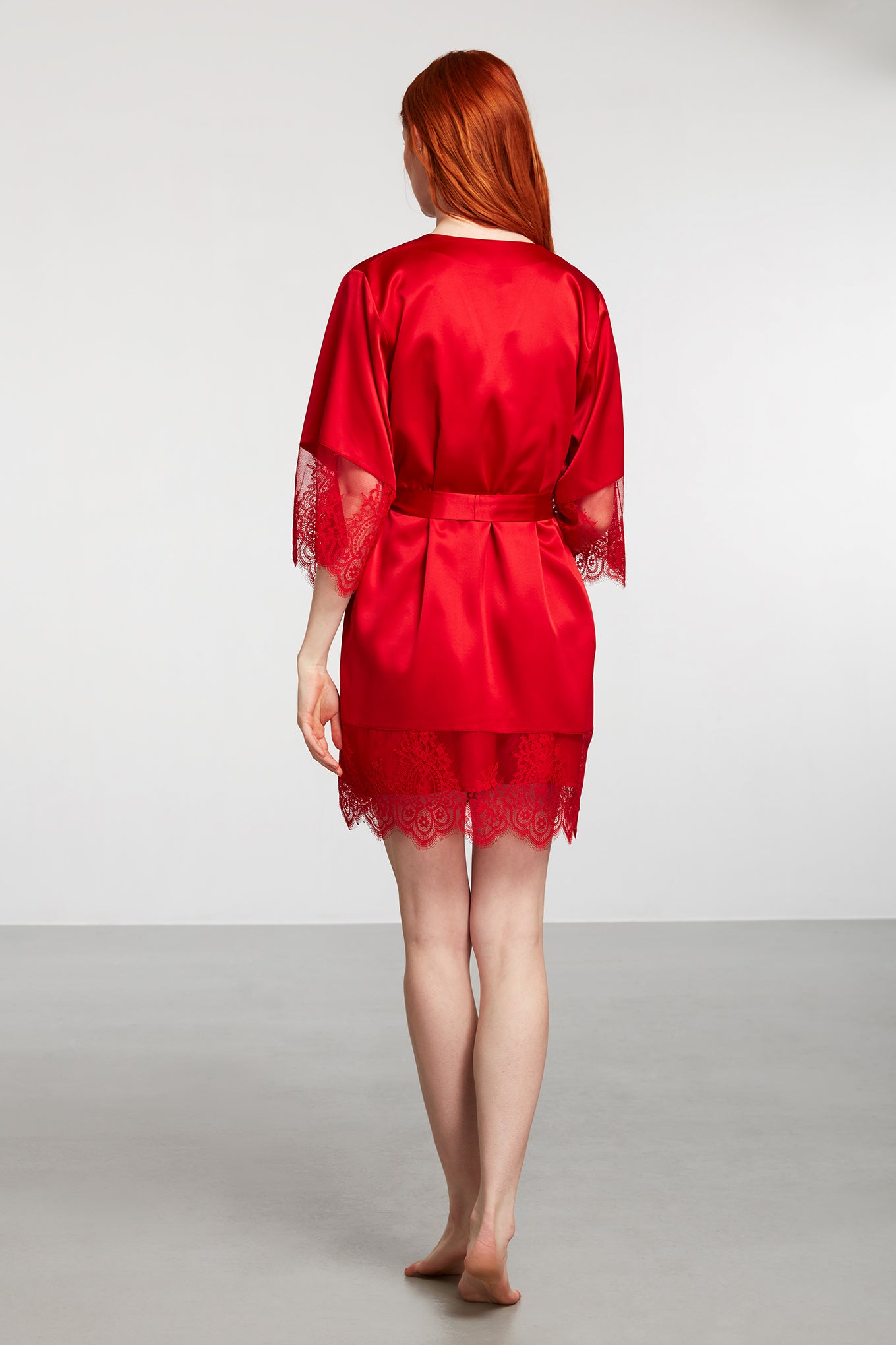 Ensemble femme nuisette et déshabillé en satin rouge NC