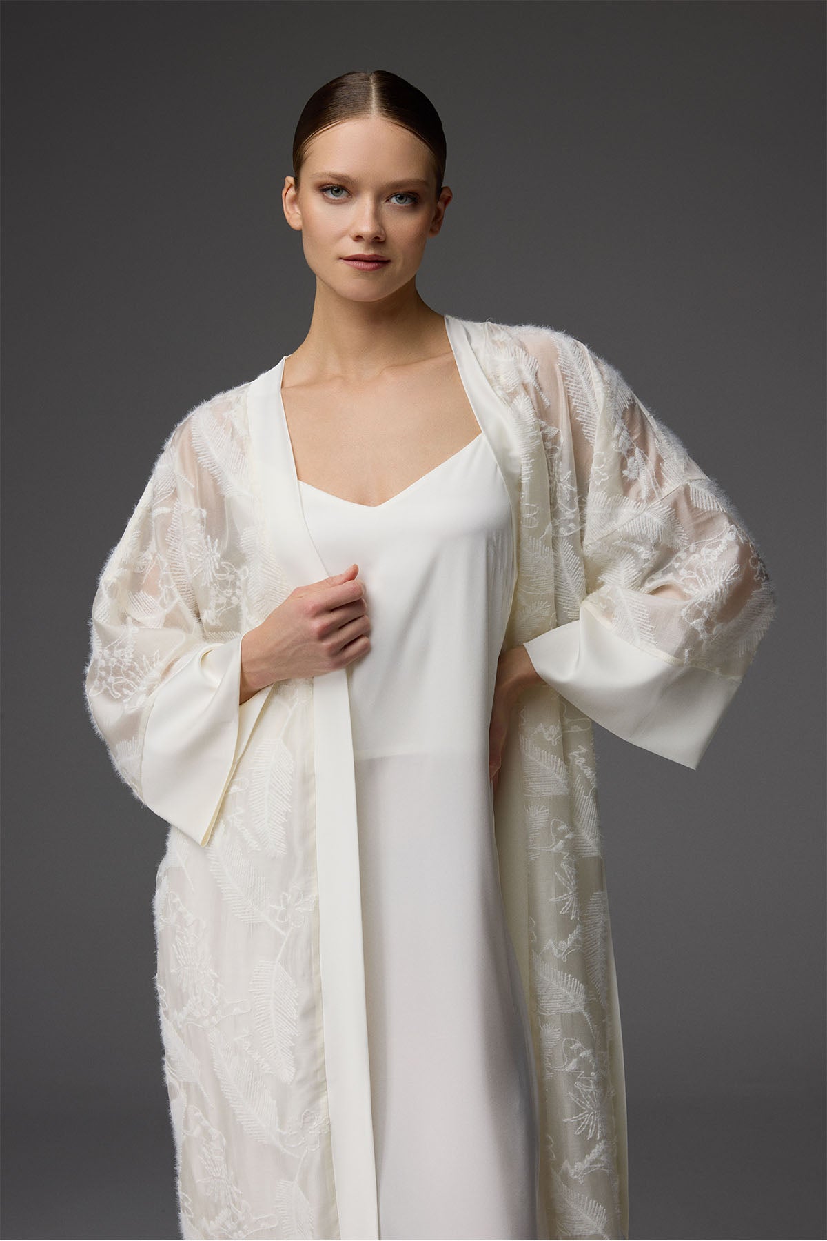 Essence Blanche de Mariée - Ensemble 6 Pcs - Luxe discret et romantisme éternel.