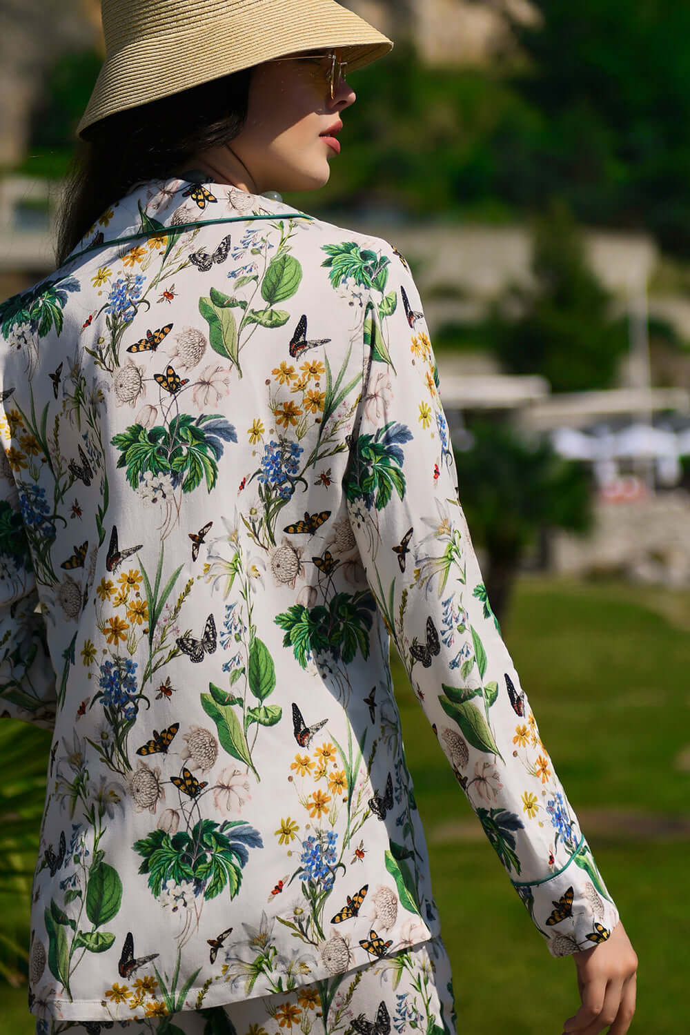 Botanica Sublime - Pyjama Le Farfalle  2 Pcs -Feuillage délicat et papillons en apesanteur