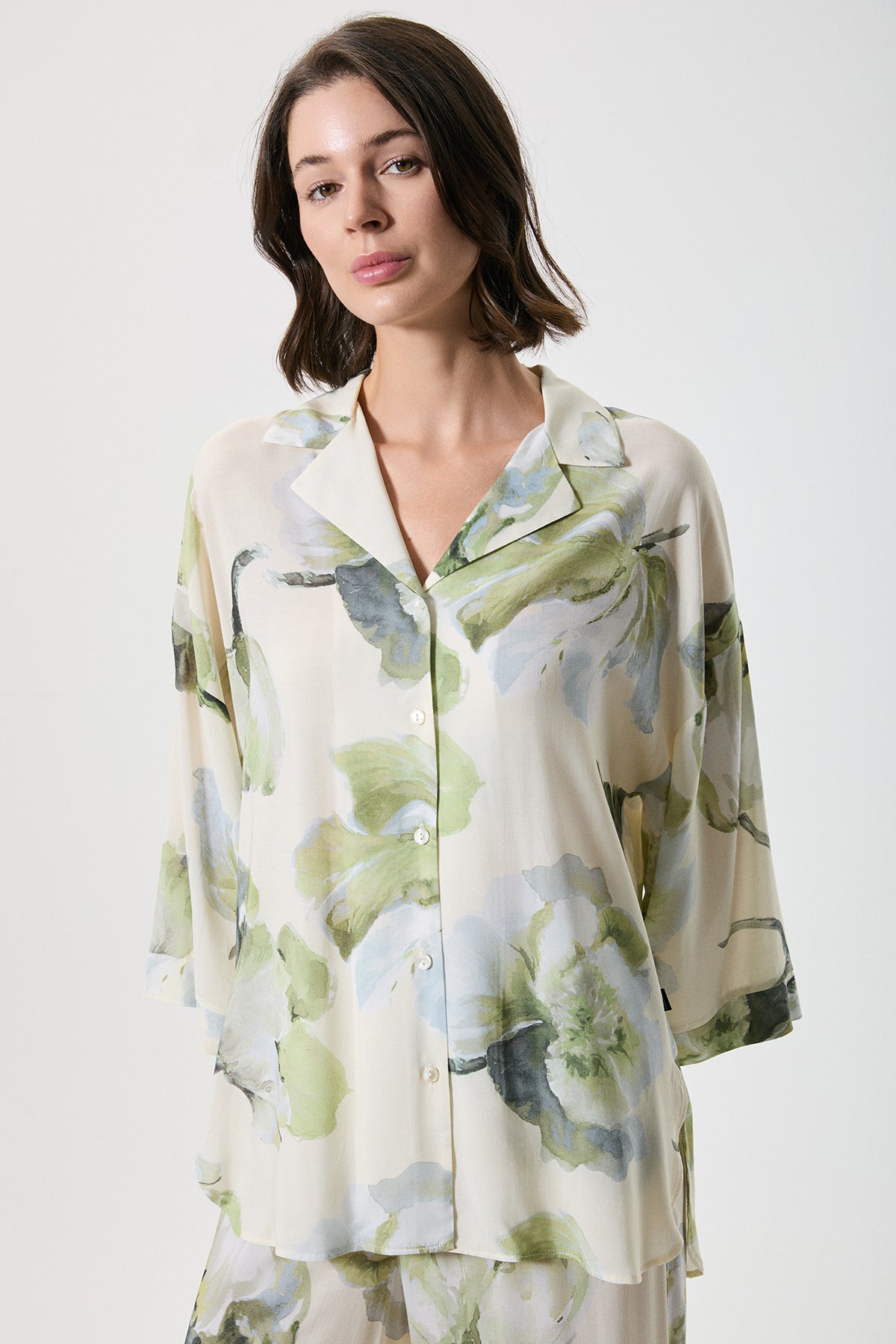 Harmonie Silencieuse - Ensemble 2 Pcs - Douceur contemplative et sérénité florale