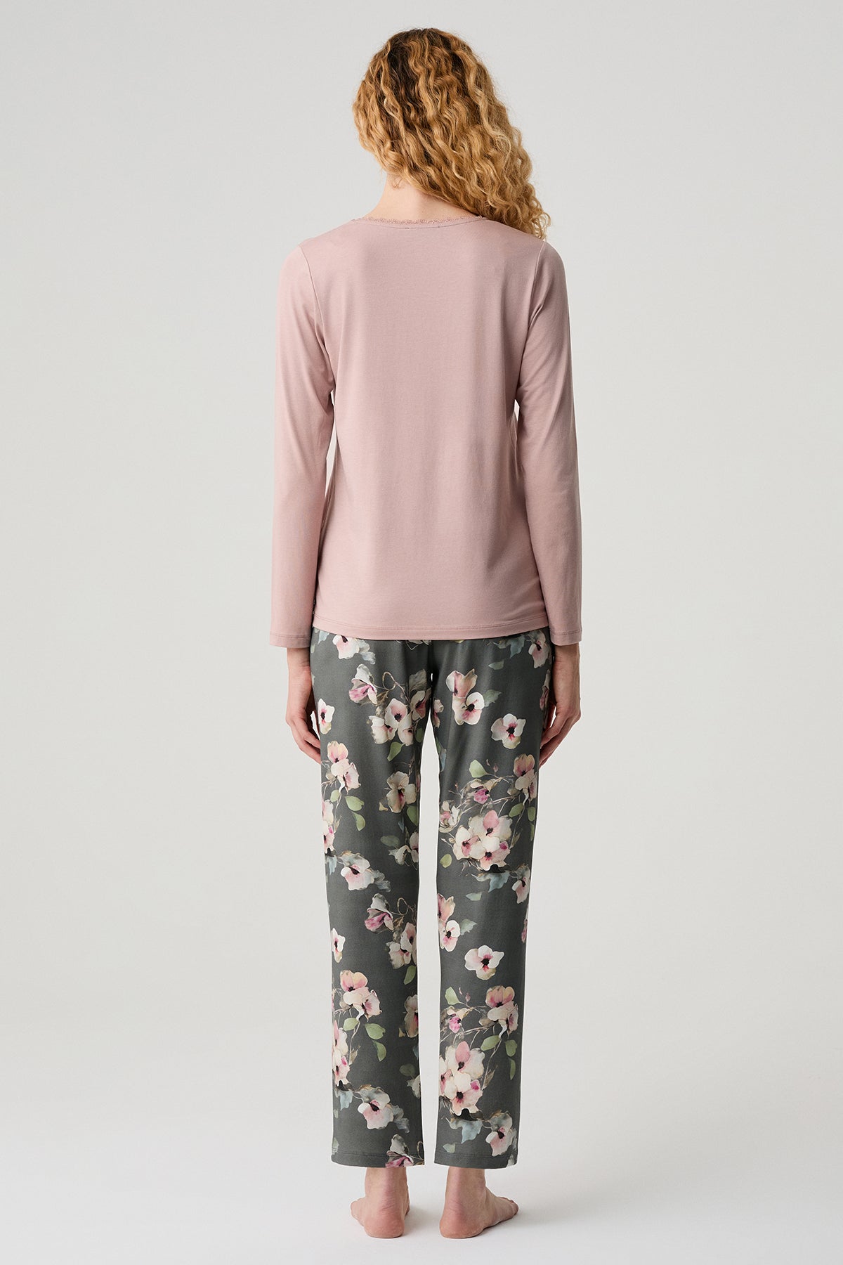 Le Conservatoire de Magnolia - Pyjama 2 Pcs - Féminité poudrée et élégance florale
