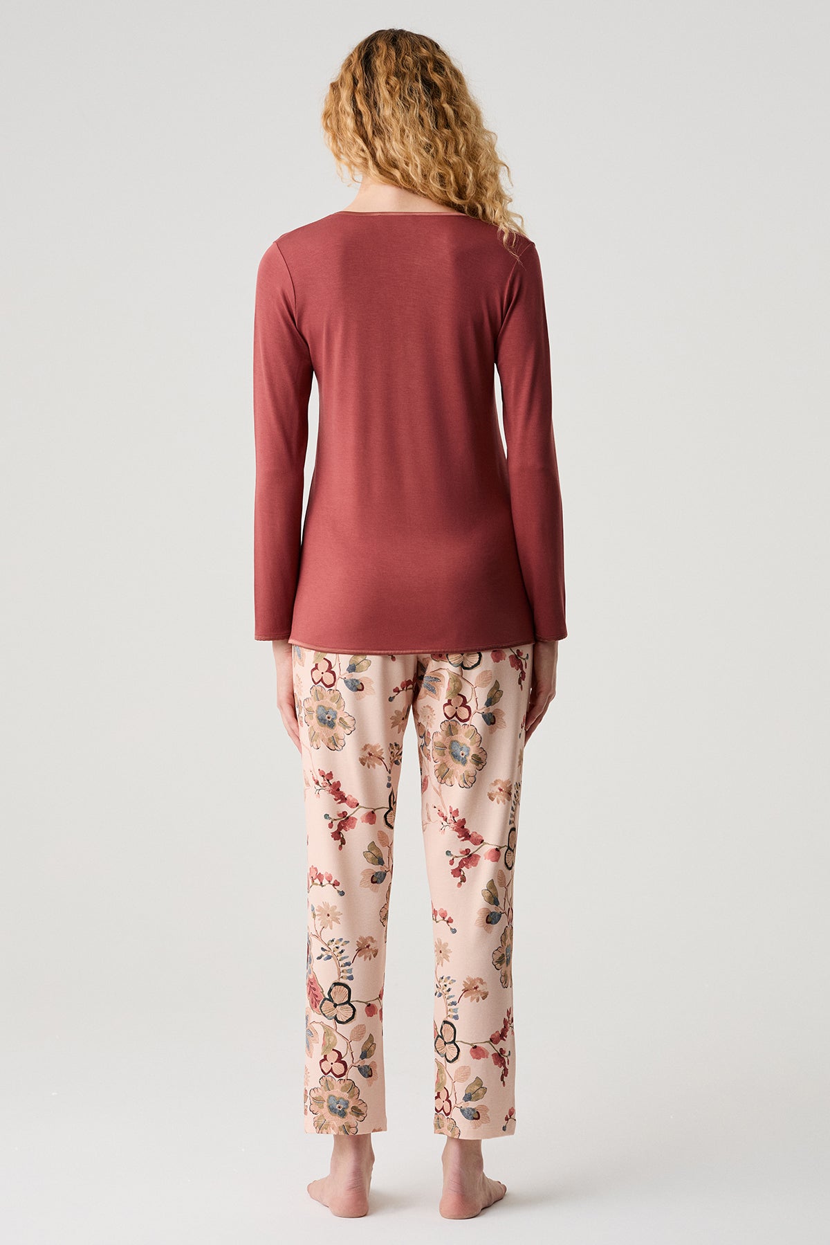 Le Jardin d’Hiver de Camélia - Pyjama 2 Pcs - Romantisme précieux  et poésie florale