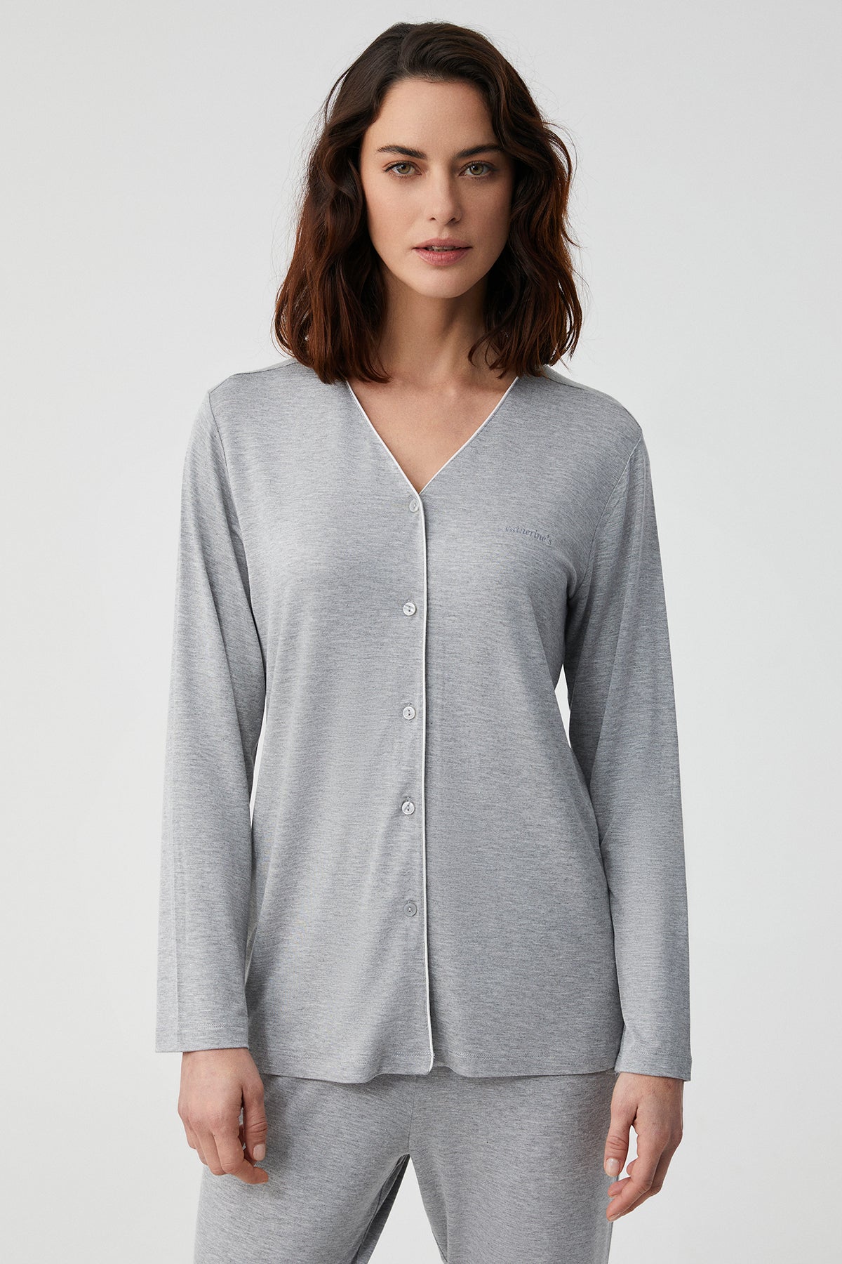 Camélia Argenté - Pyjama boutonné - Élégance décontractée et simplicité raffinée