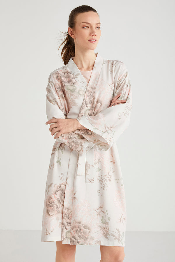 Ensemble robe saumon uni et robe de chambre à motif floral